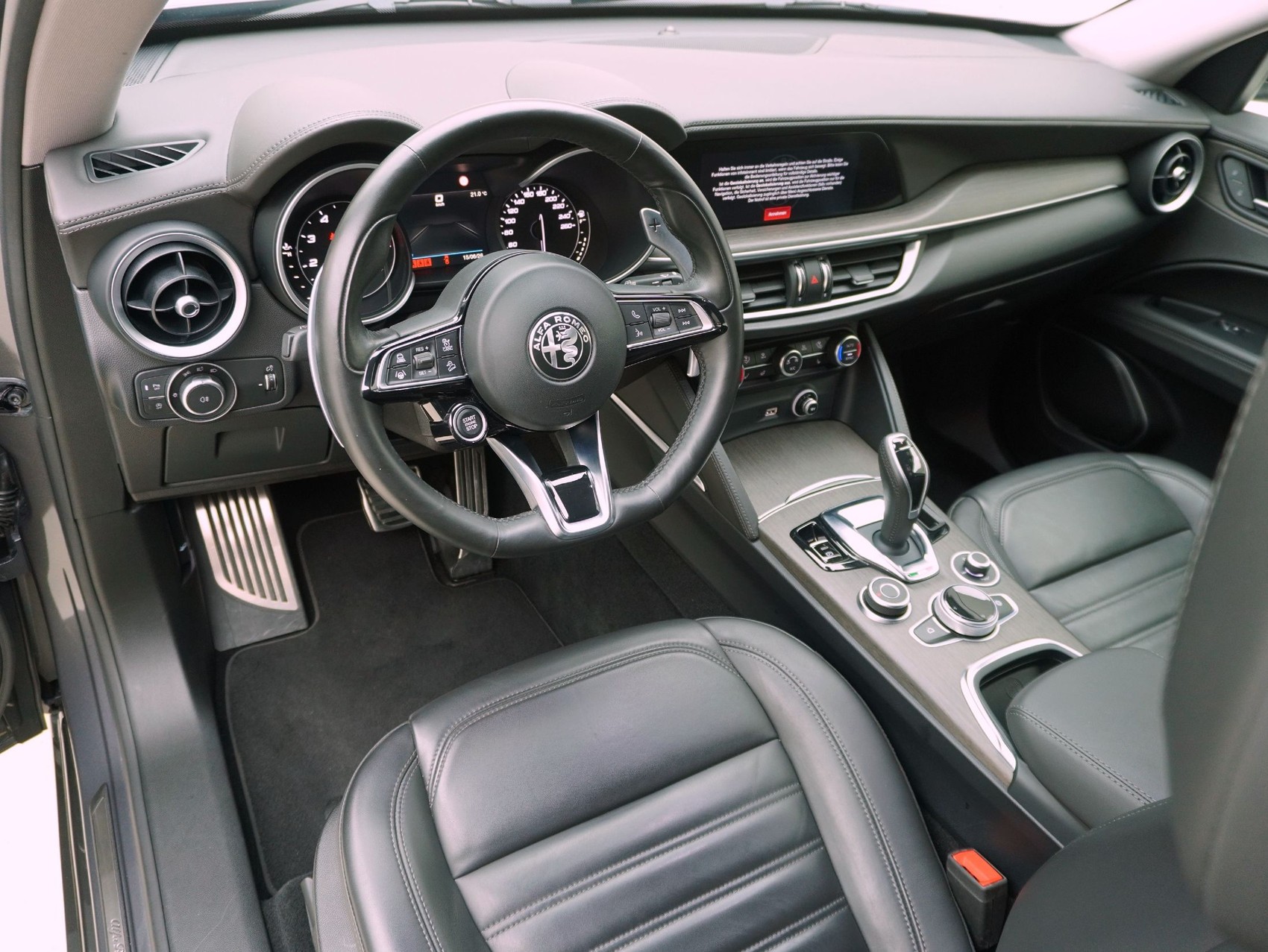 ALFA ROMEO Stelvio 2.0 Q4 Ti-image-9