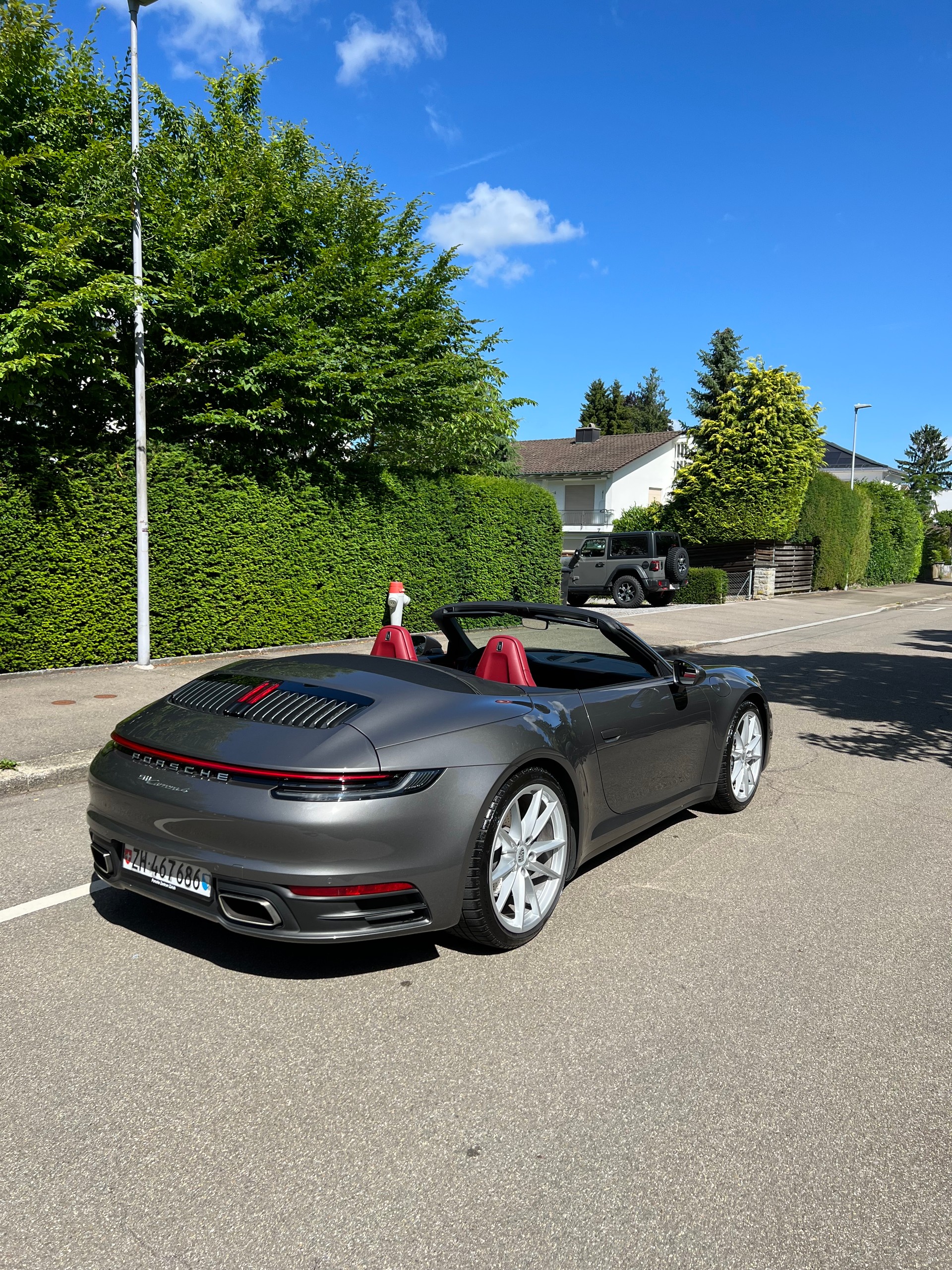 PORSCHE 3.0 Carrera 4 PDK-image-2
