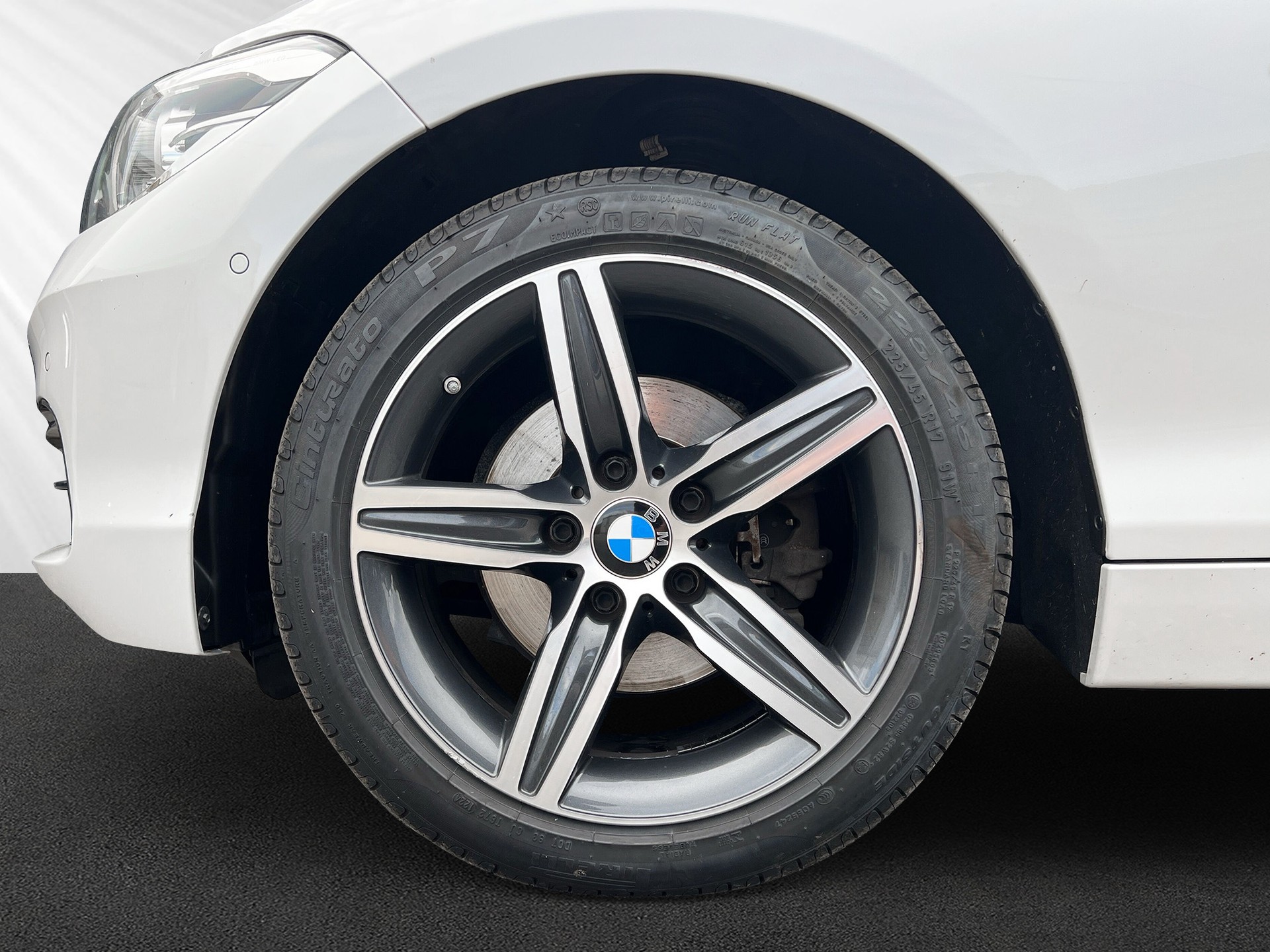 BMW 120i Sport Line Steptronic-image-8