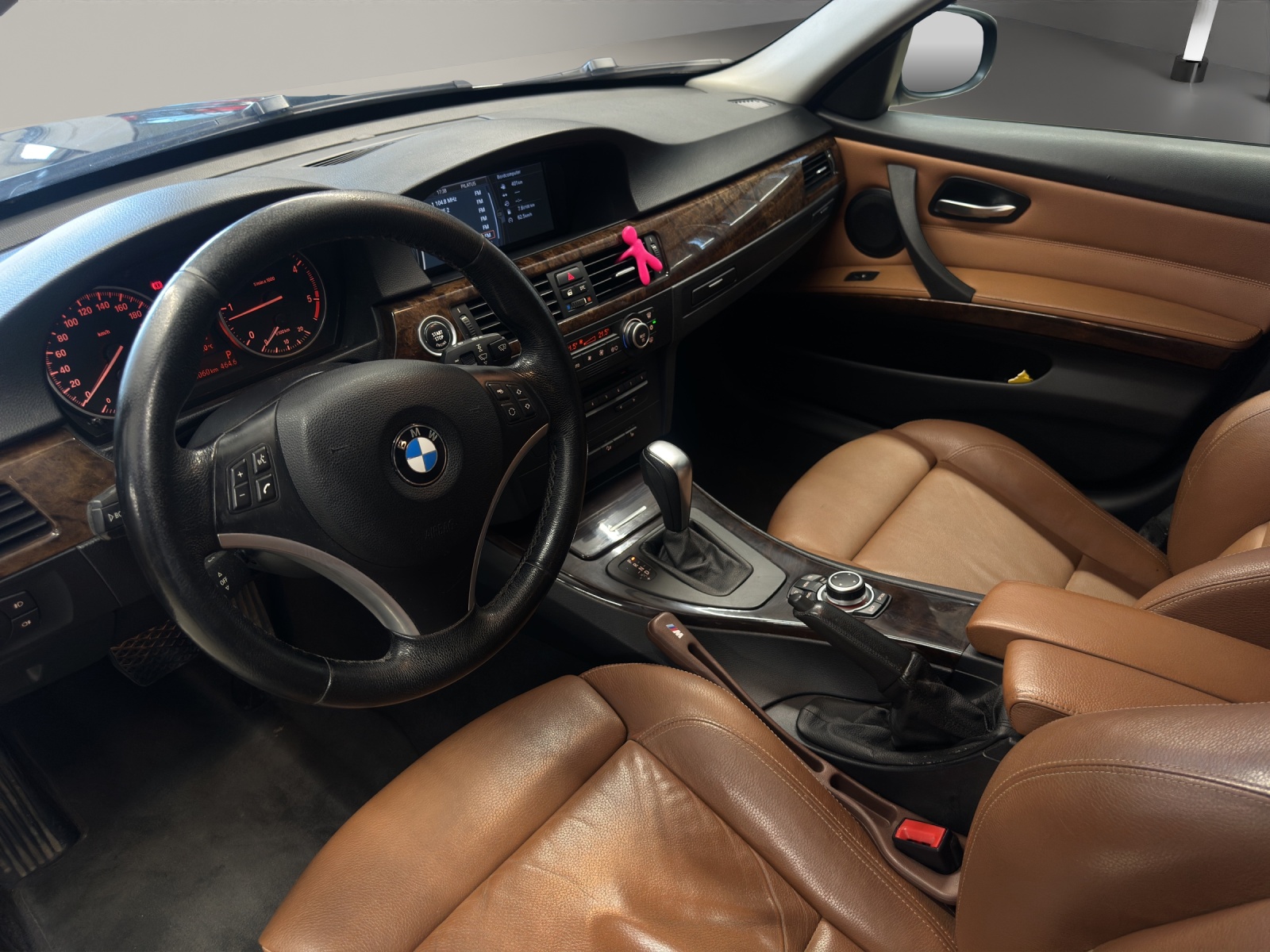 BMW 320d xDrive Touring more4you Steptronic-image-8