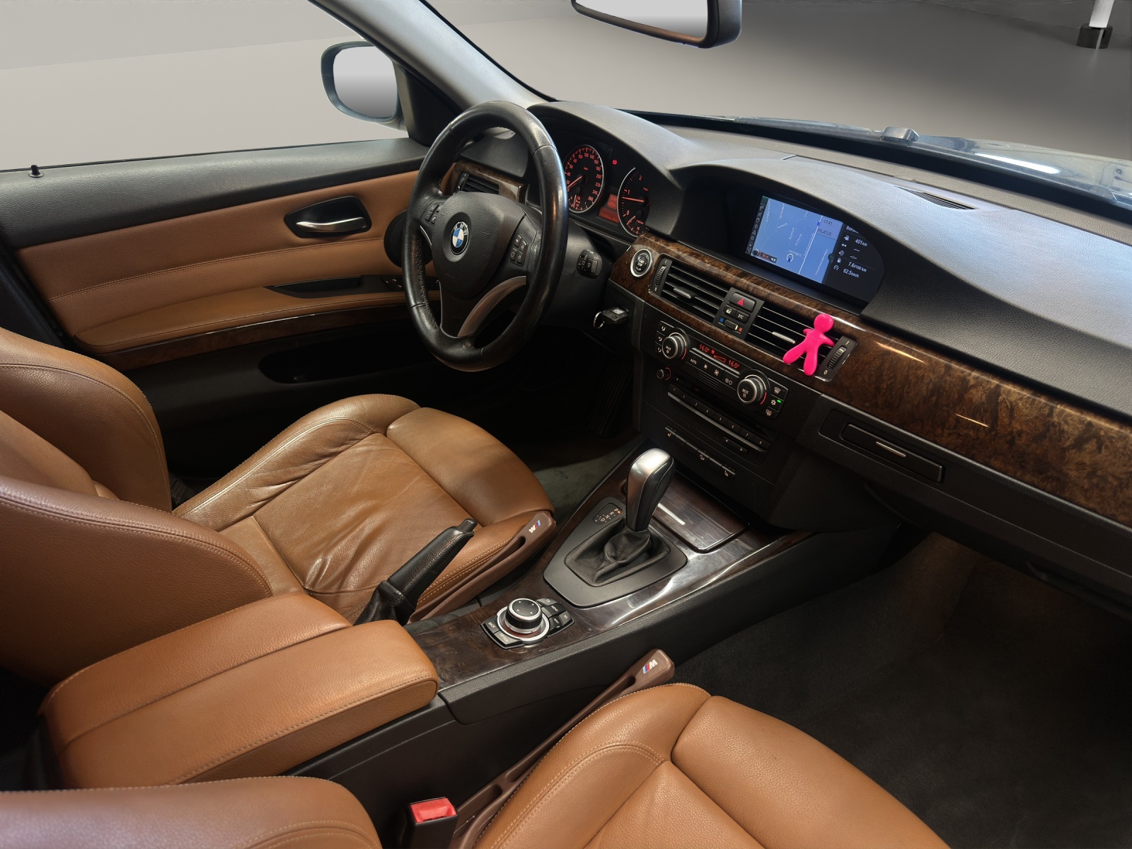 BMW 320d xDrive Touring more4you Steptronic-image-12
