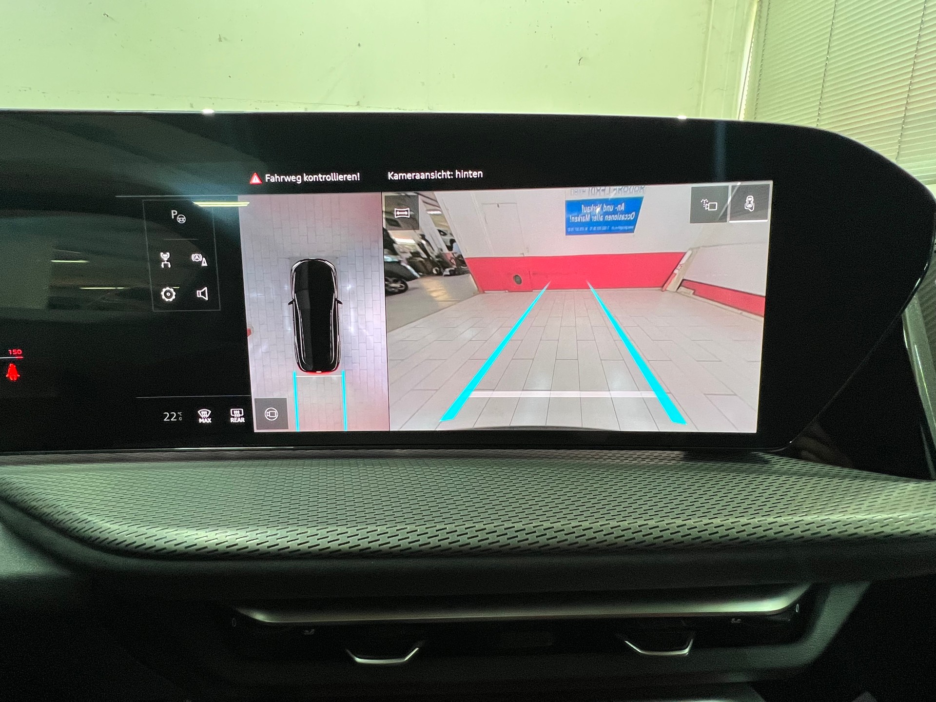 AUDI SQ5 TFSI quattro S-tronic-image-12