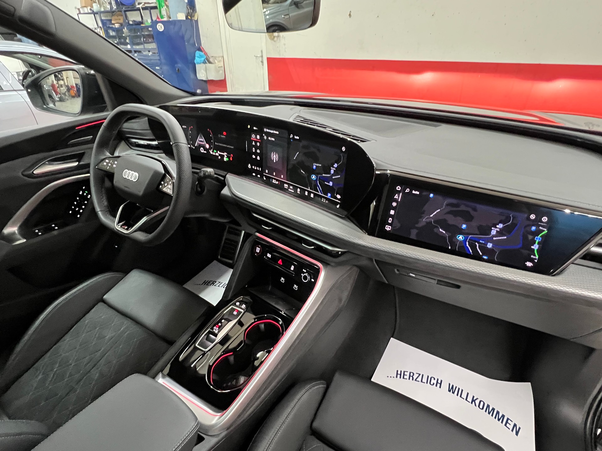AUDI SQ5 TFSI quattro S-tronic-image-11