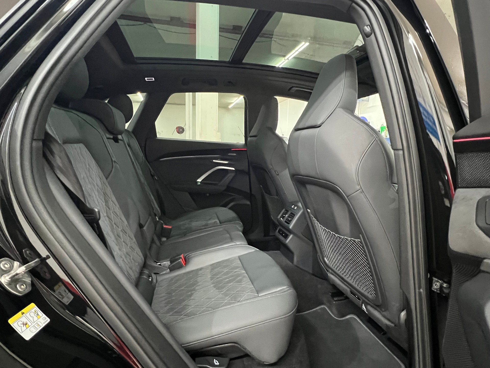 AUDI SQ5 TFSI quattro S-tronic-image-14