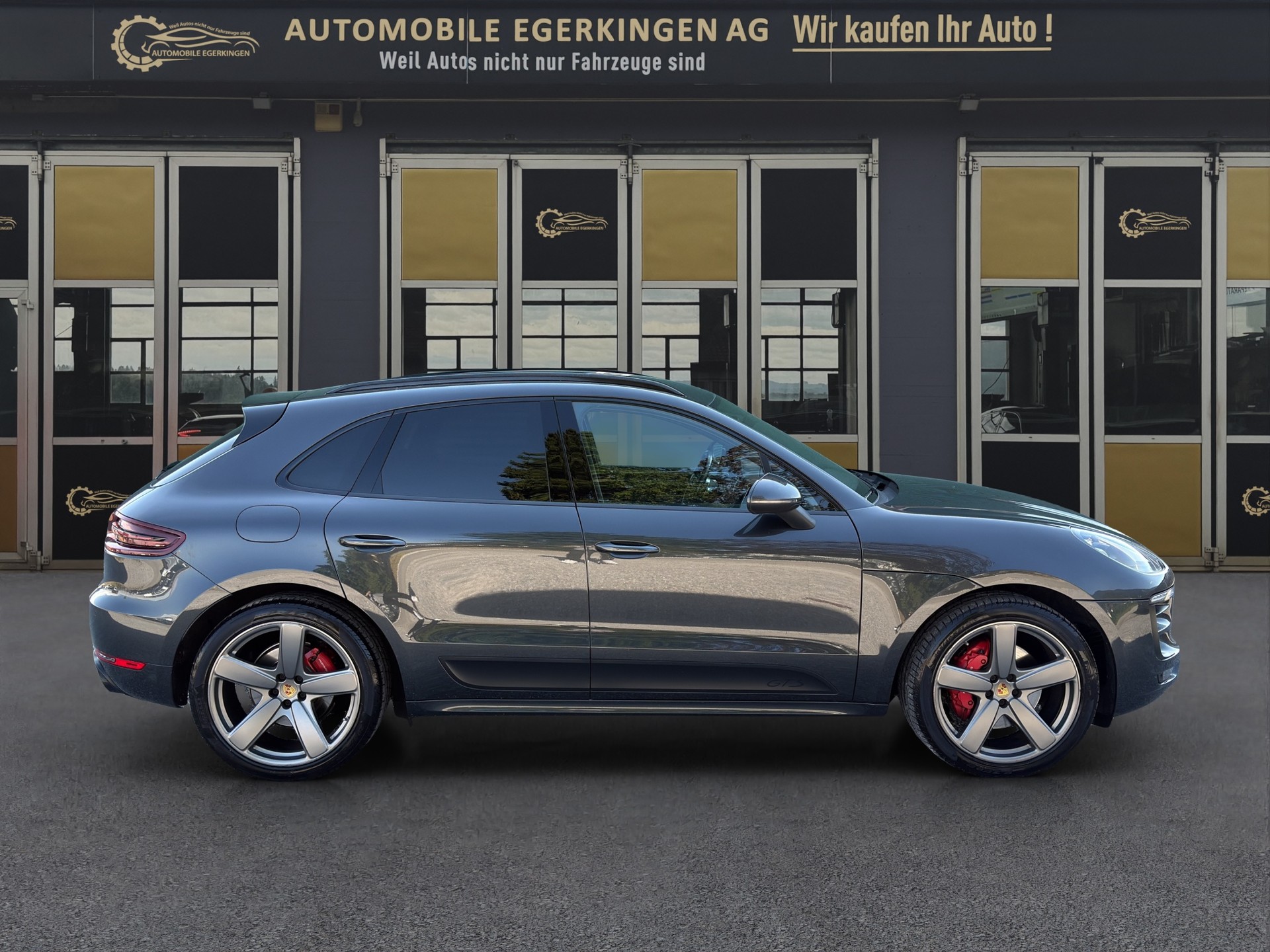 PORSCHE Macan 3.0 V6 GTS-image-3