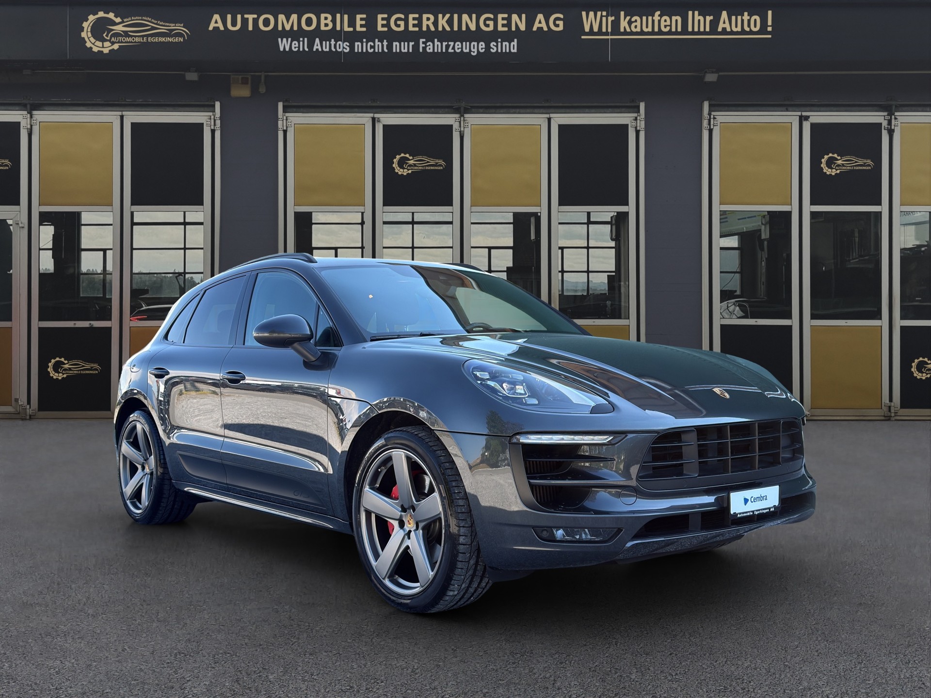 PORSCHE Macan 3.0 V6 GTS-image-2