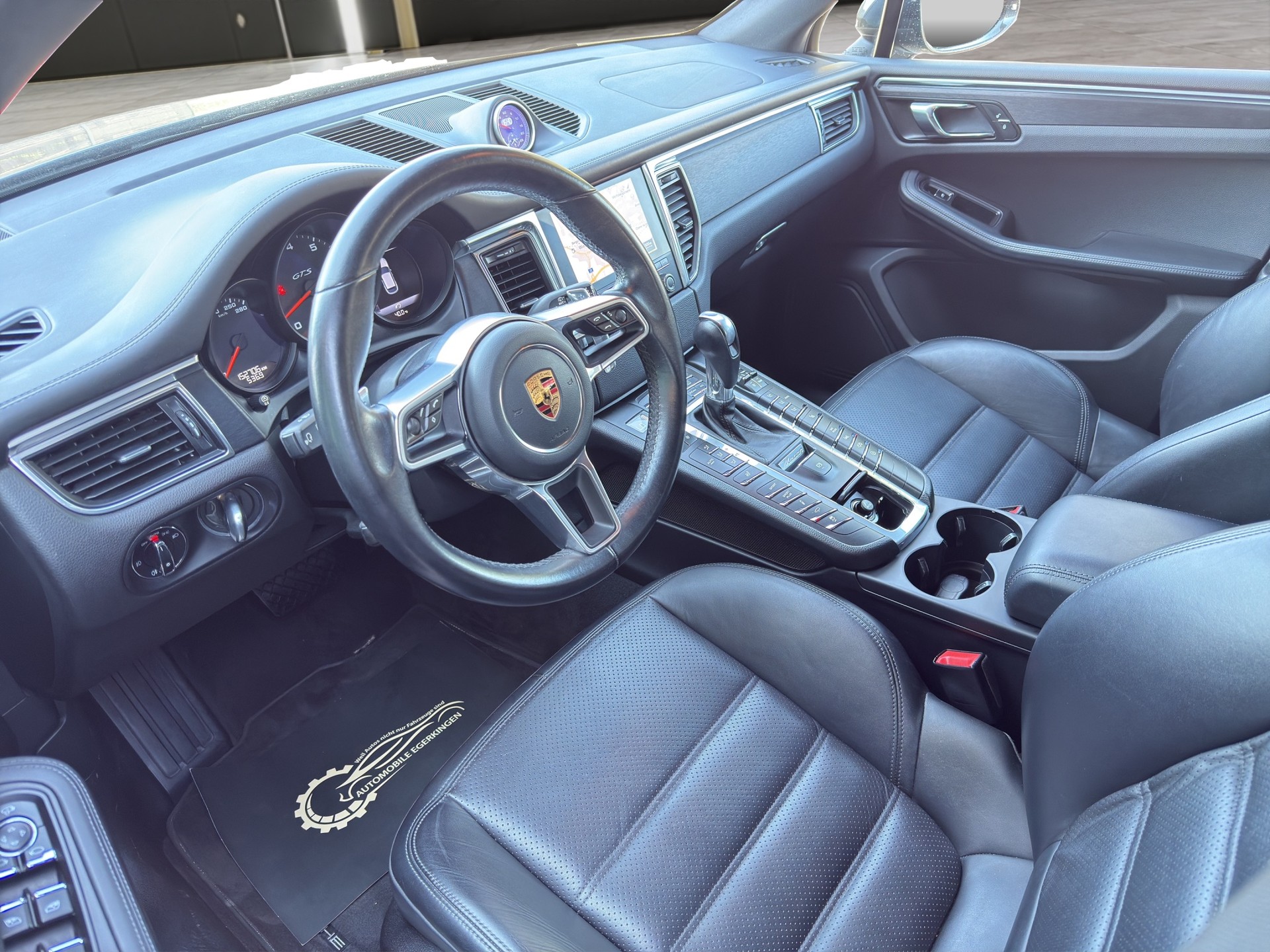 PORSCHE Macan 3.0 V6 GTS-image-8