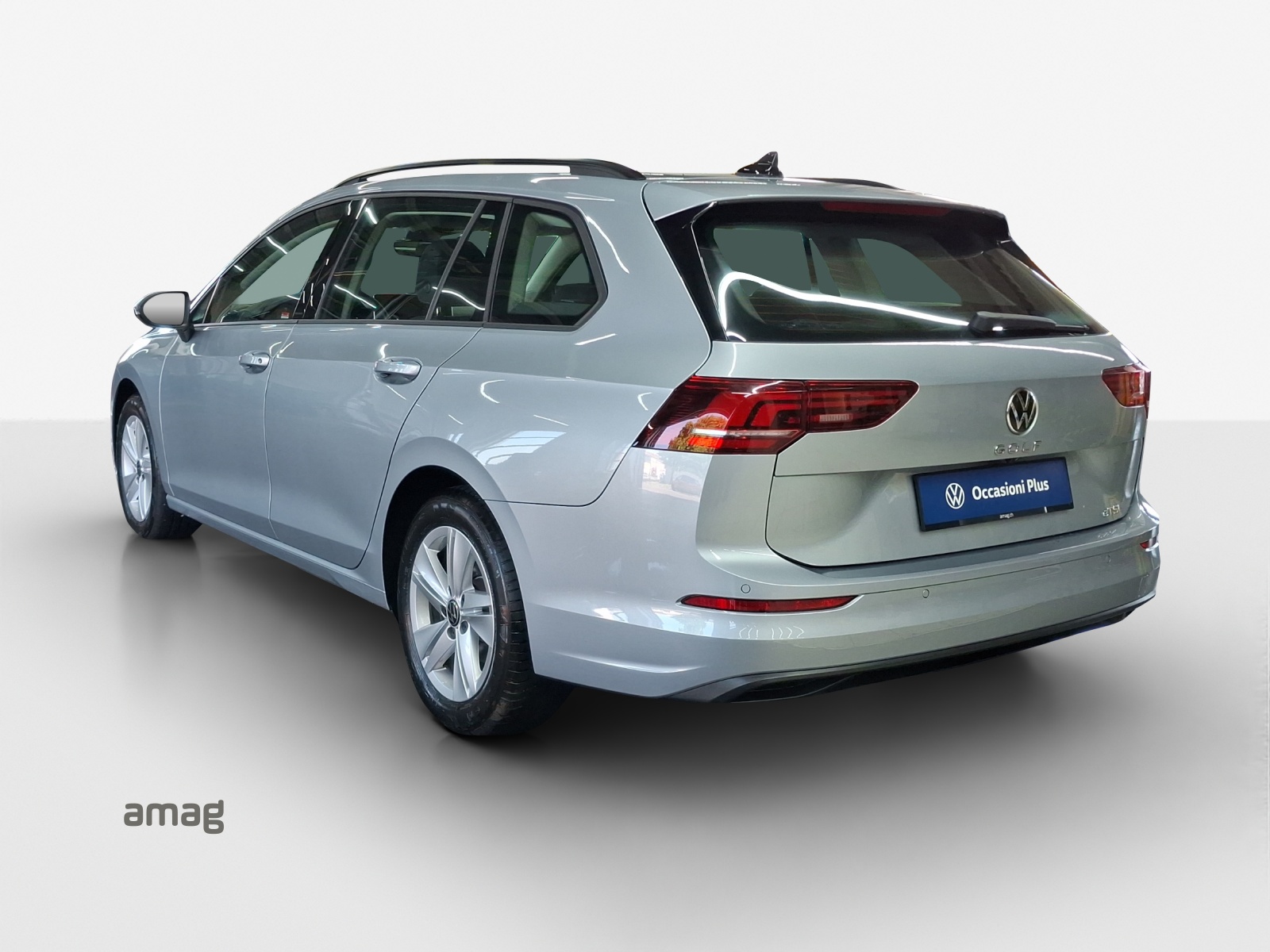 VW Golf Variant 1.5 eTSI mHEV Life DSG-image-2