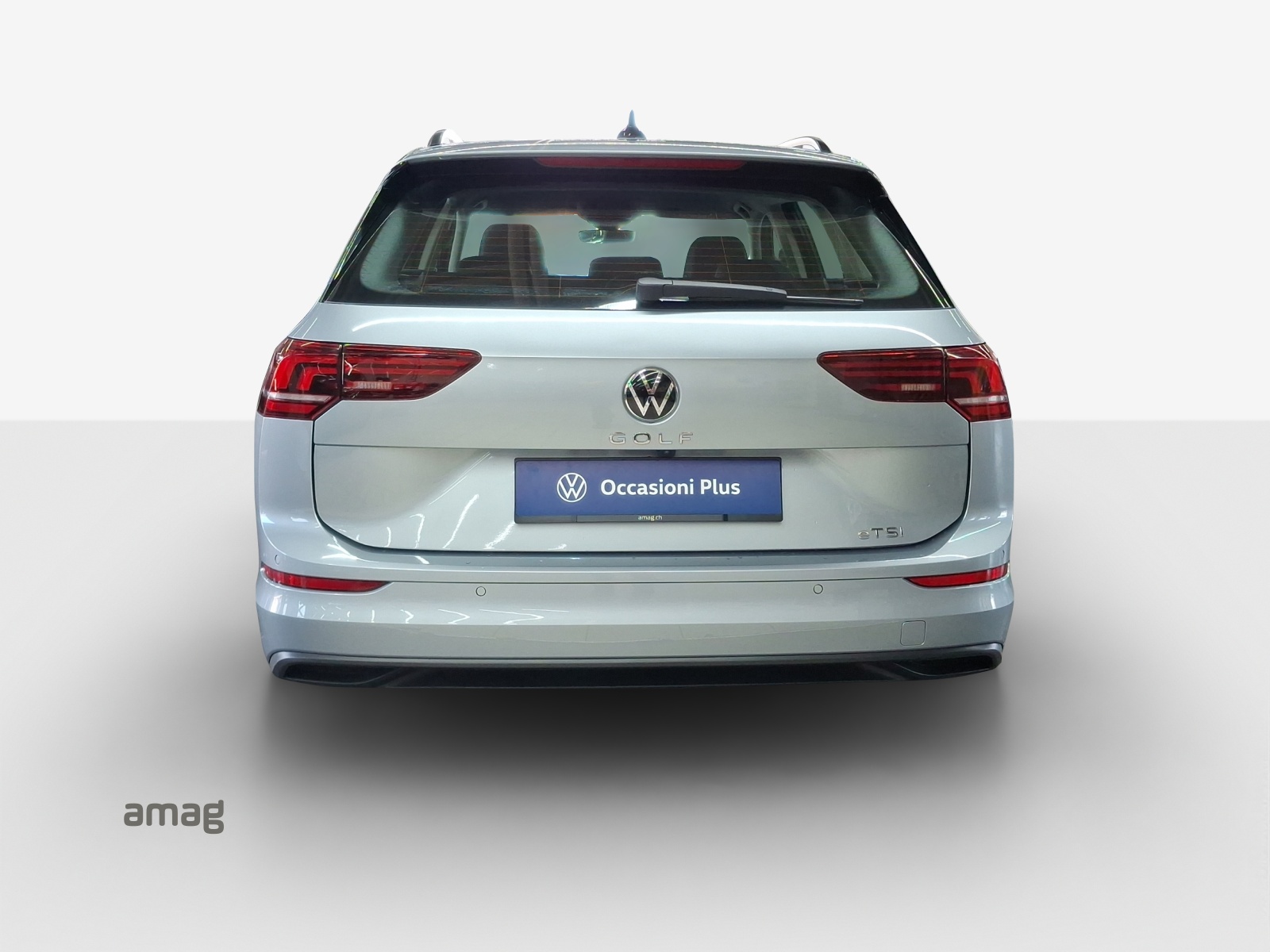 VW Golf Variant 1.5 eTSI mHEV Life DSG-image-3