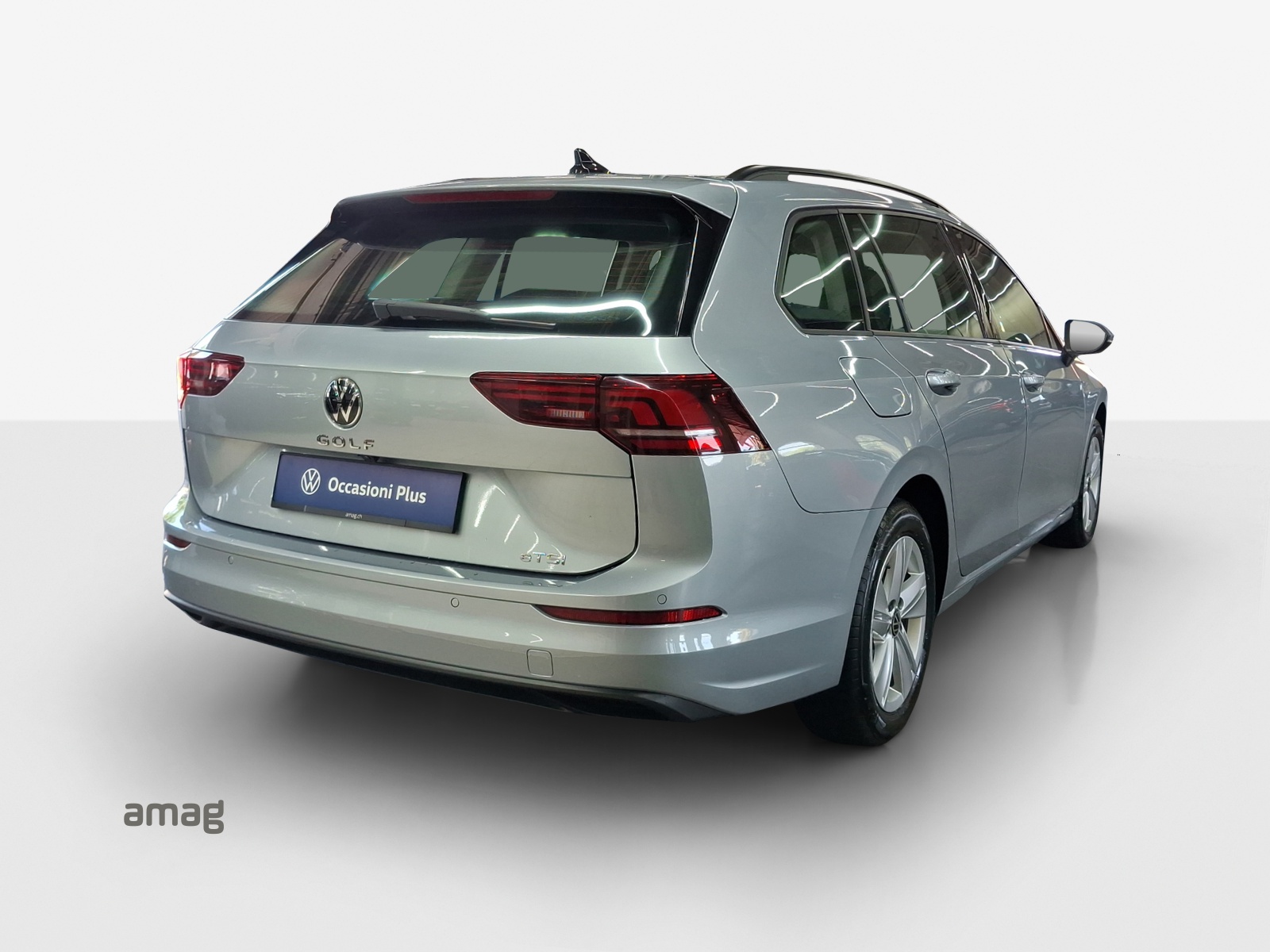 VW Golf Variant 1.5 eTSI mHEV Life DSG-image-4