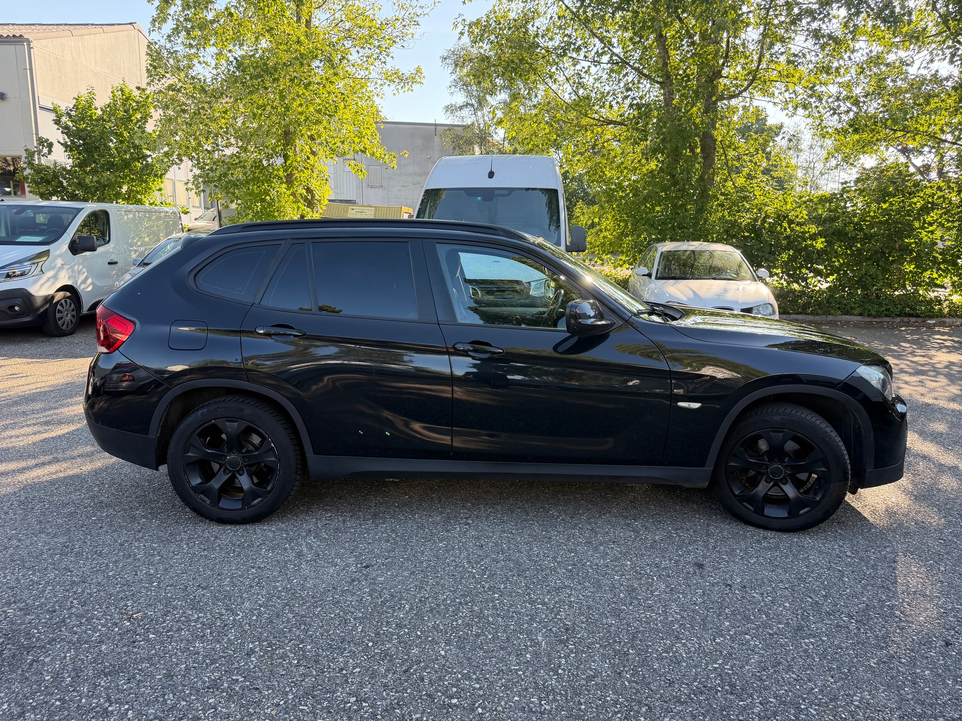 BMW X1 xDrive 18d ** Klima-auto ** Xenon ** Parksensor H ** Tempomat ** Ab MFK 23.04.2025 **-image-8