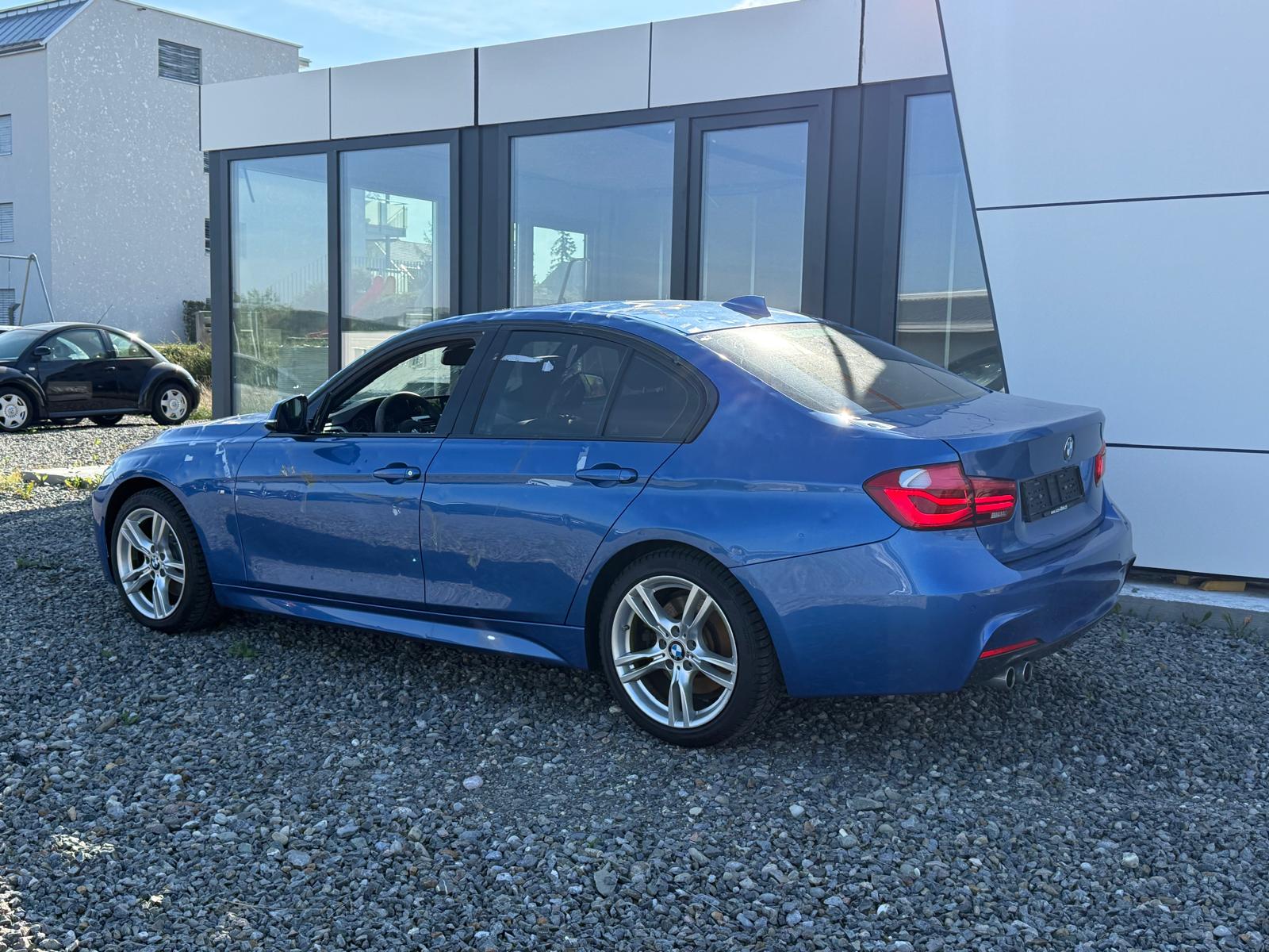 BMW 330d xDrive M Sport Steptronic *HAGELSCHADEN* **Jetzt nur noch CHF 12'900.- statt CHF 18'900.-**-image-20