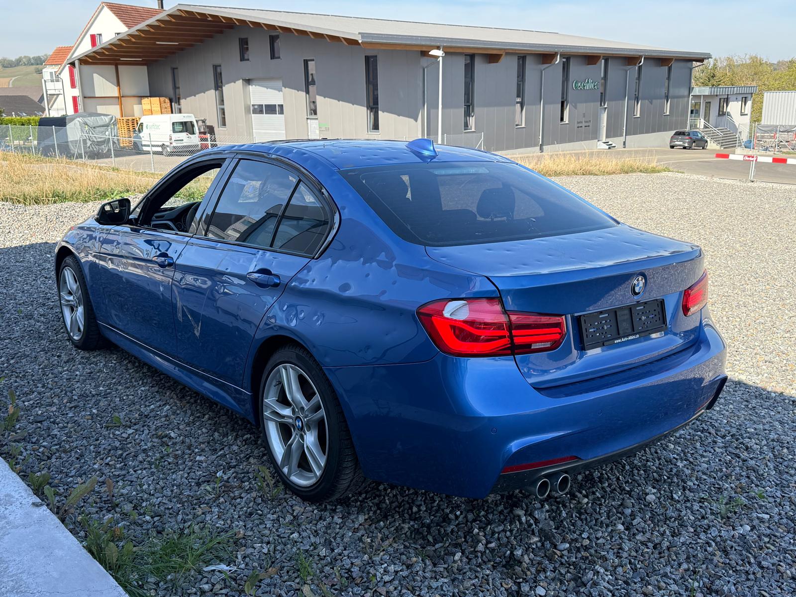 BMW 330d xDrive M Sport Steptronic *HAGELSCHADEN* **Jetzt nur noch CHF 12'900.- statt CHF 18'900.-**-image-19