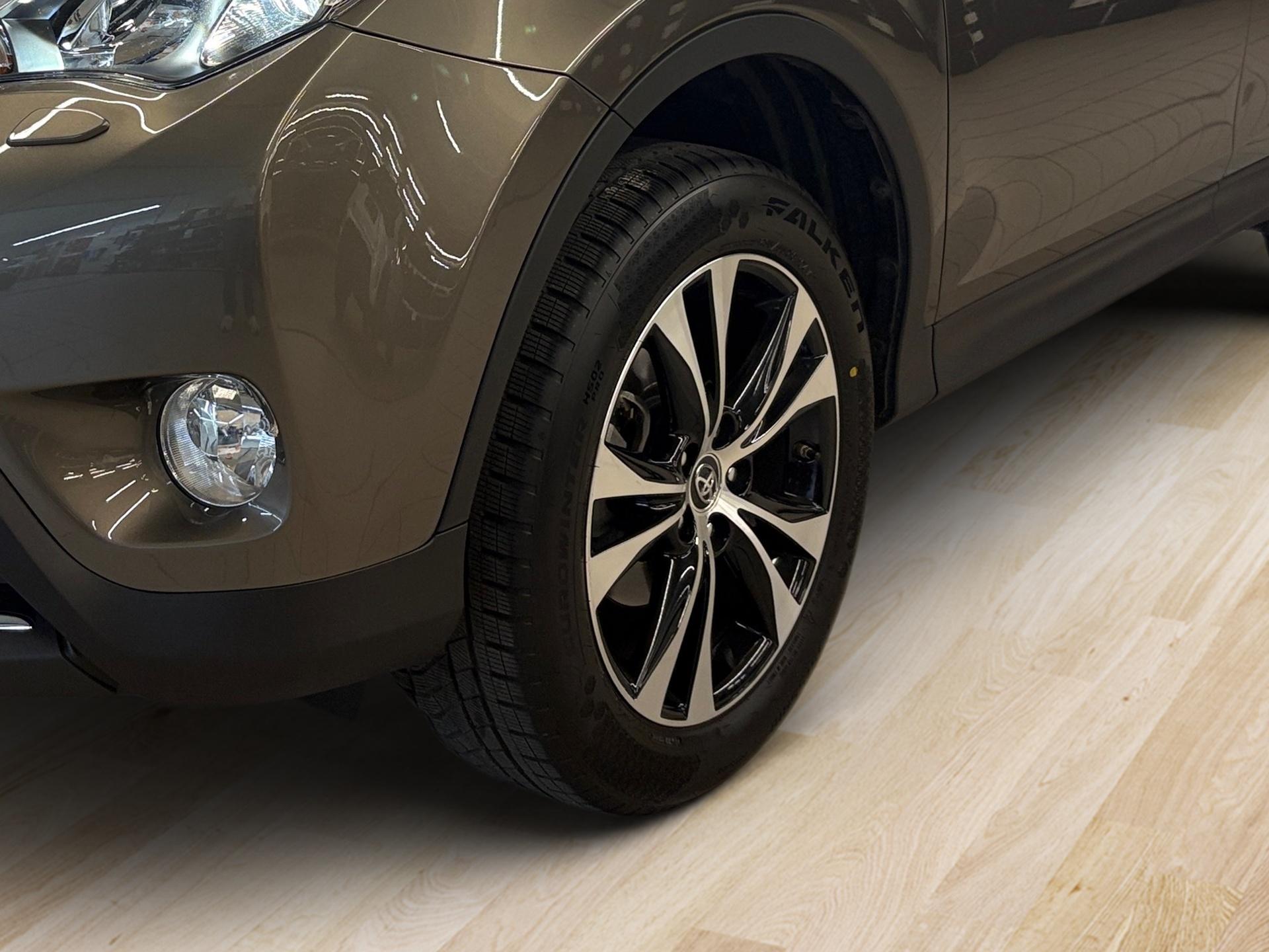 TOYOTA RAV-4 2.0 16V Style Multidrive S-image-9