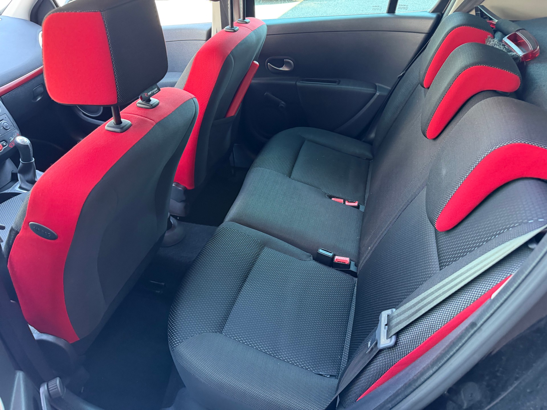 RENAULT Clio 1.2 16V Turbo Rip Curl-image-12