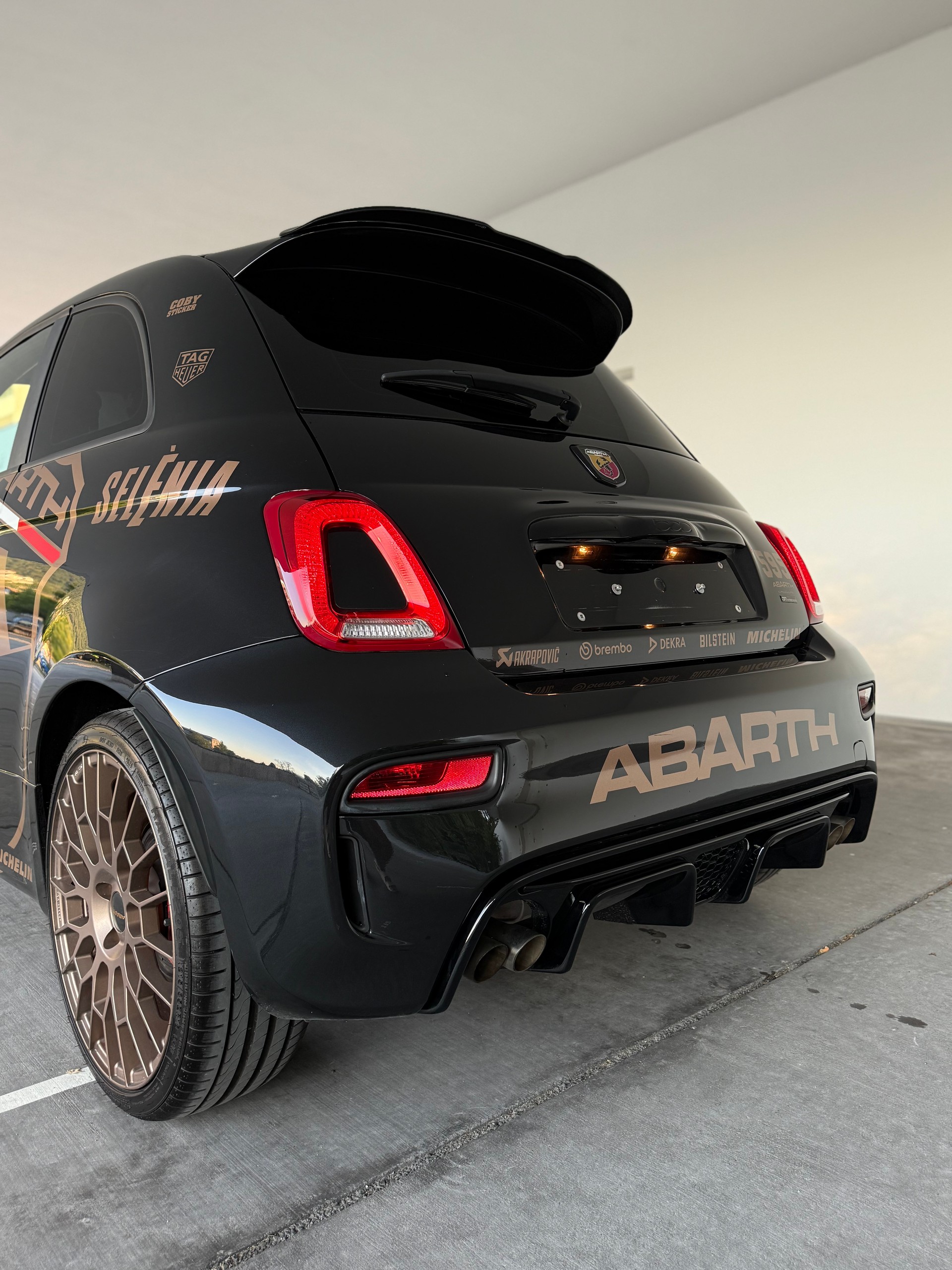 FIAT 595 1.4 16V Turbo Abarth Competizione Dualogic-image-3