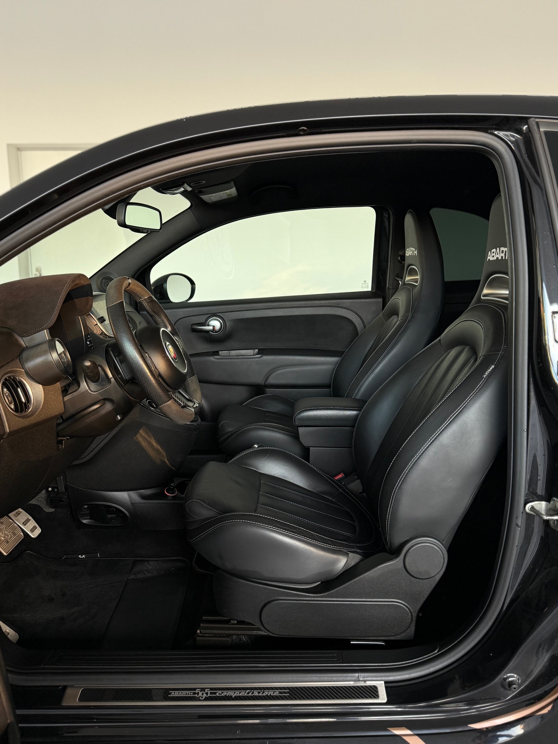 FIAT 595 1.4 16V Turbo Abarth Competizione Dualogic-image-14