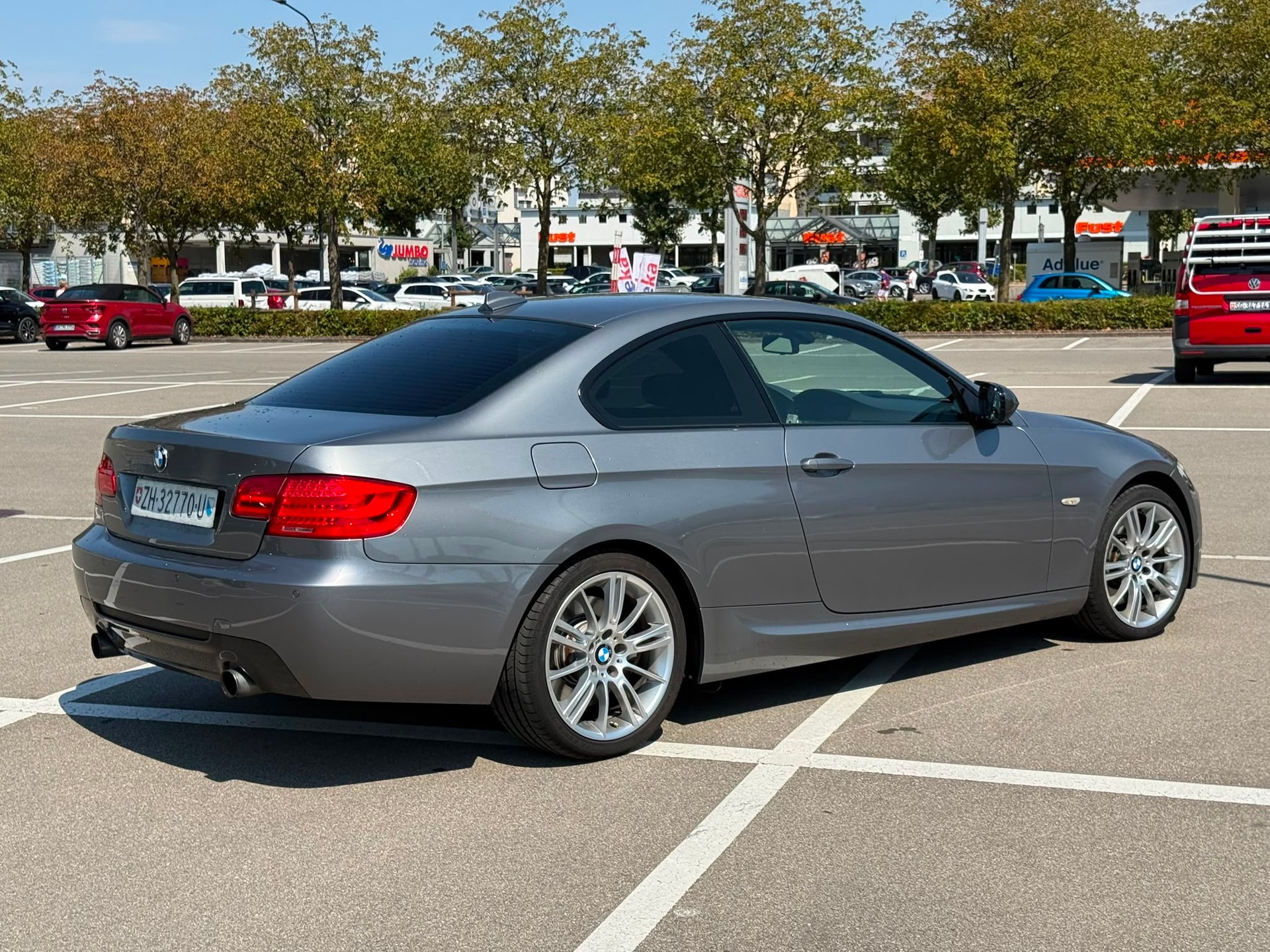 BMW 335i xDrive M-Paket Coupé-image-1