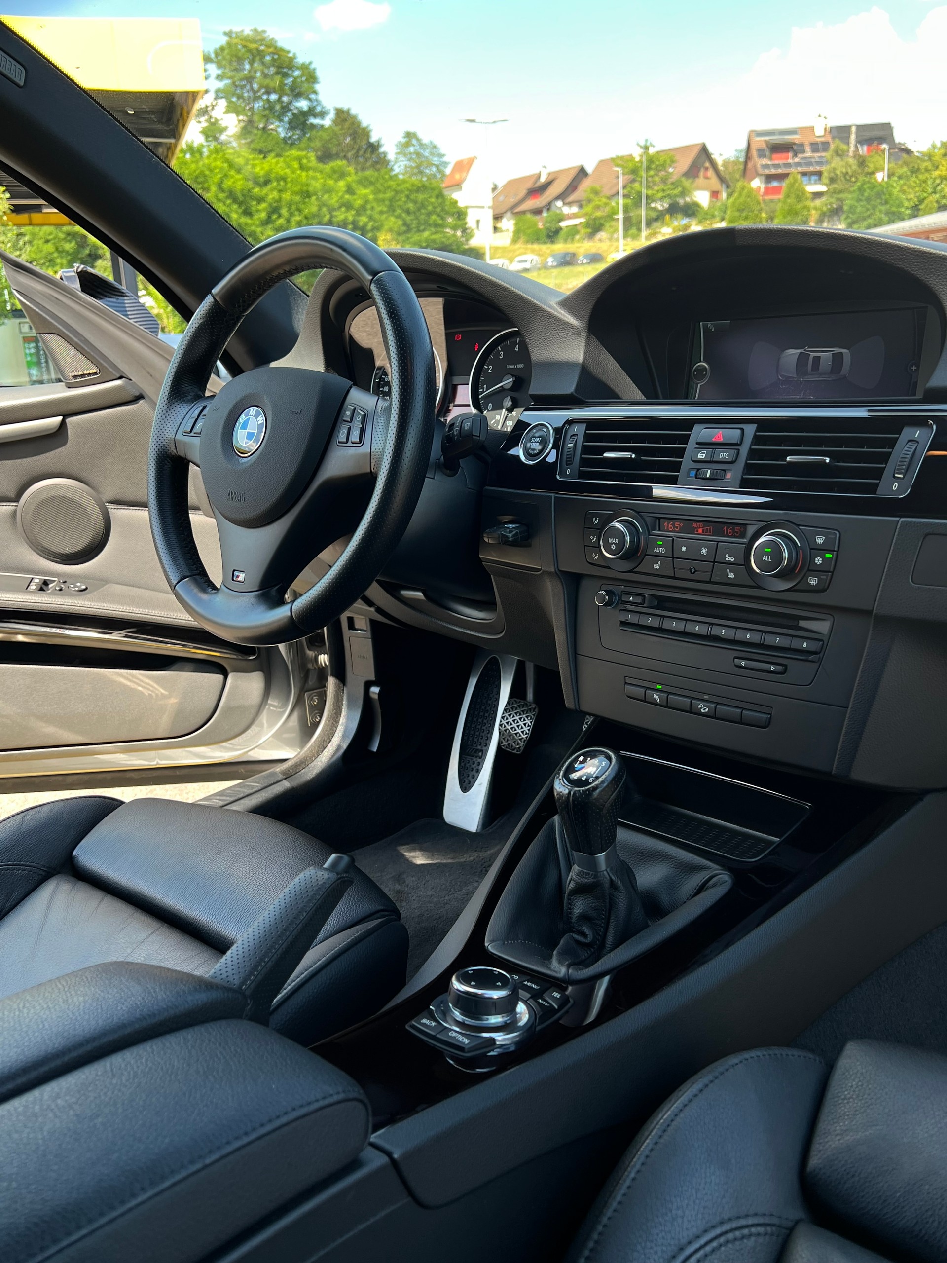 BMW 335i xDrive M-Paket Coupé-image-7
