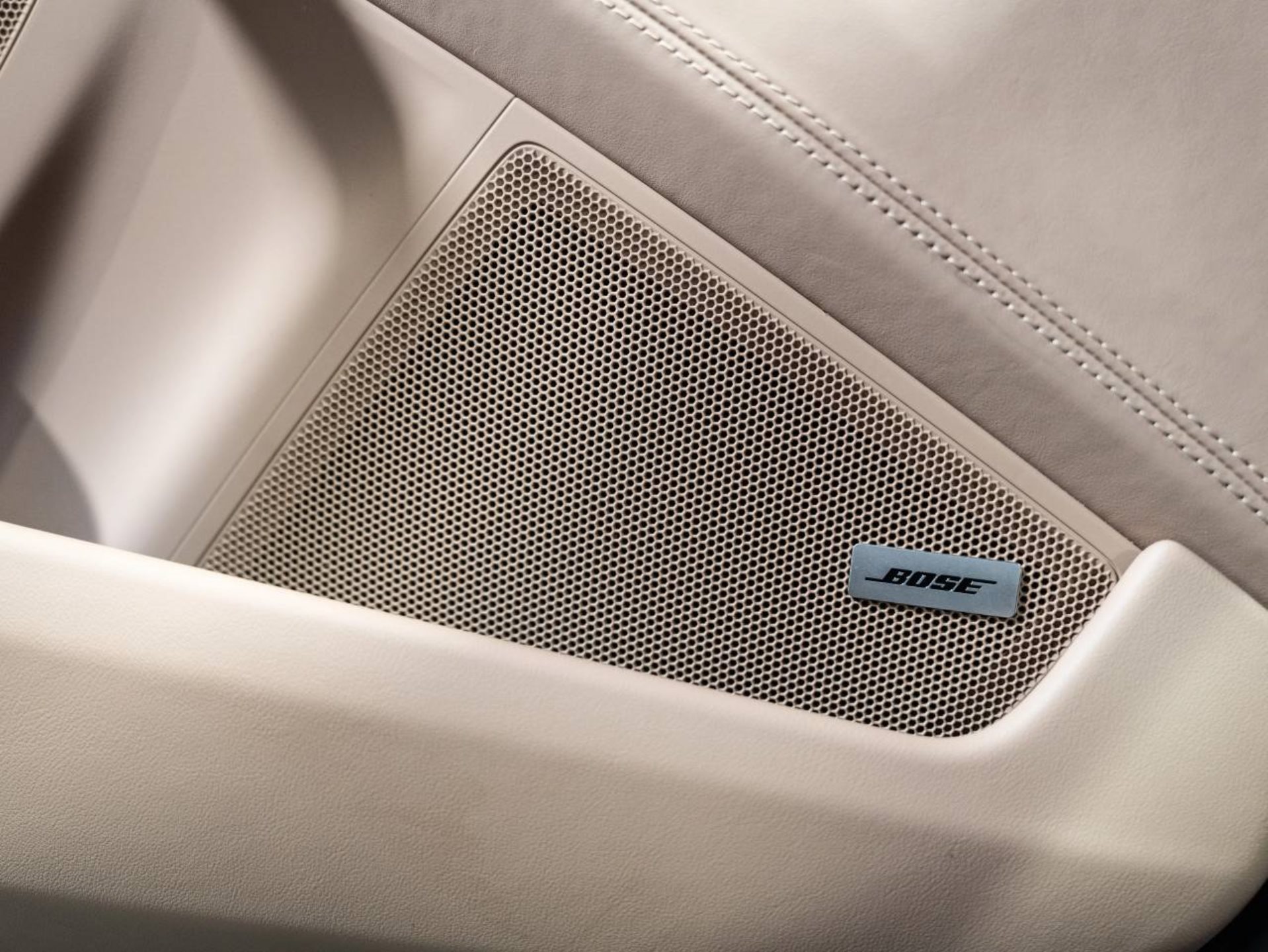 PORSCHE 911 Carrera 4S (MY22)-image-19