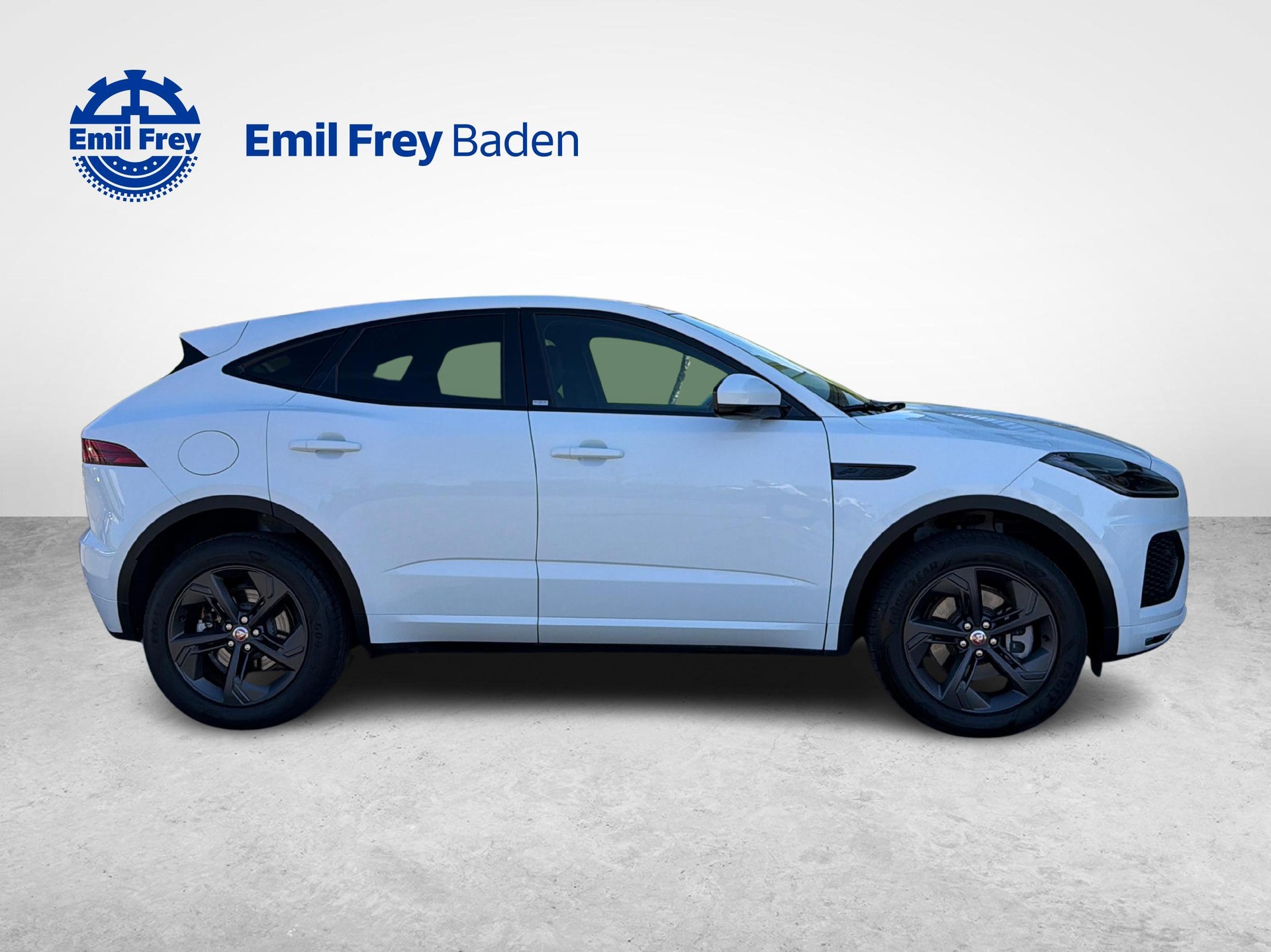 JAGUAR E-Pace 1.5 T 300e R-Dynamic SE AWD Plug In Hybrid 309PS-image-5