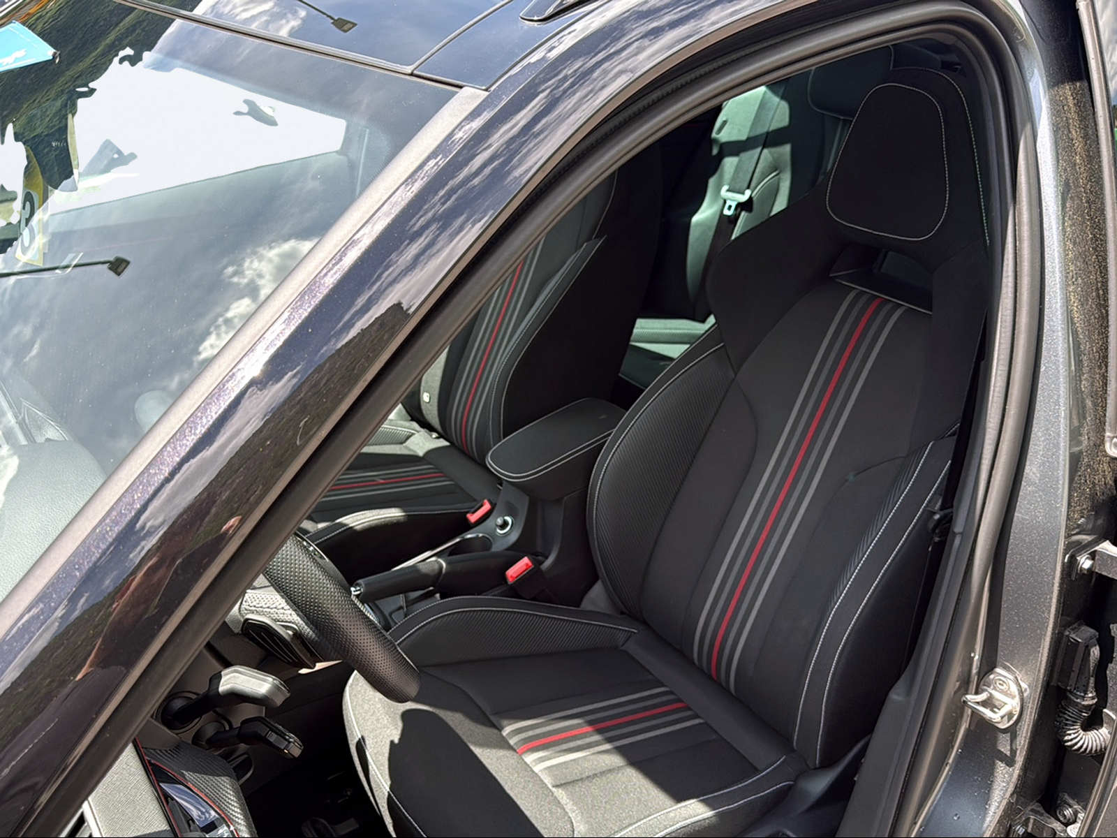 SKODA Kamiq 1.0 TSI Monte Carlo DSG-image-9