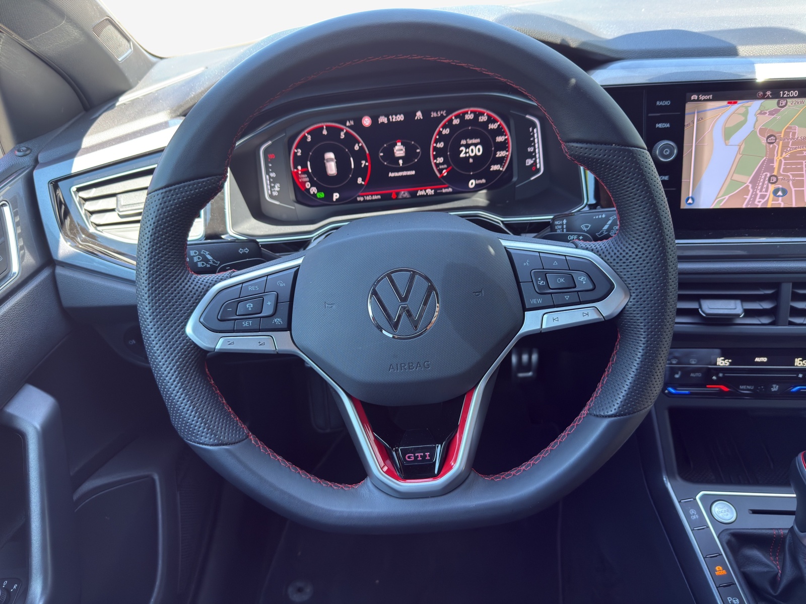 VW Polo 2.0 TSI GTI DSG-image-9