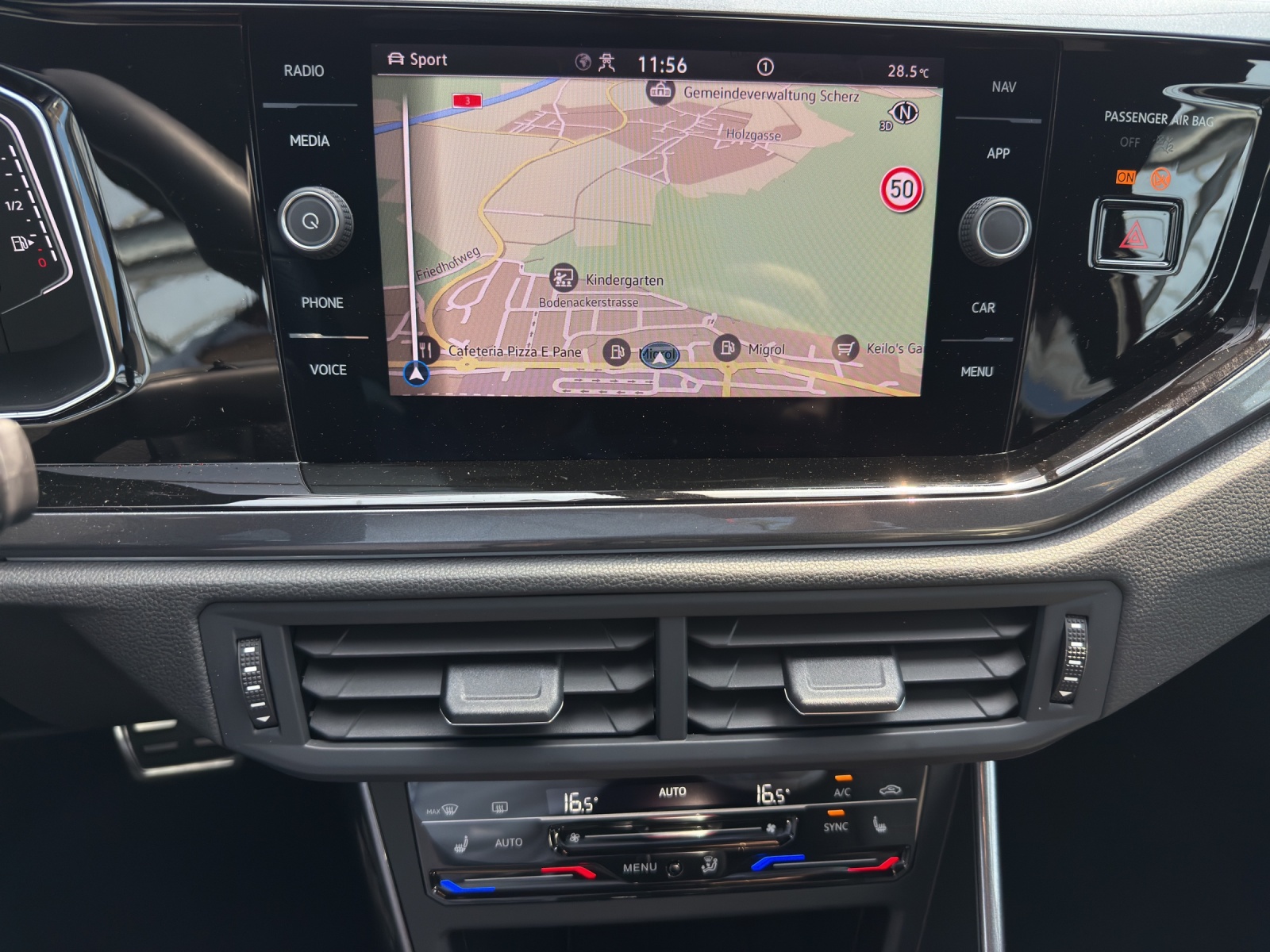VW Polo 2.0 TSI GTI DSG-image-10