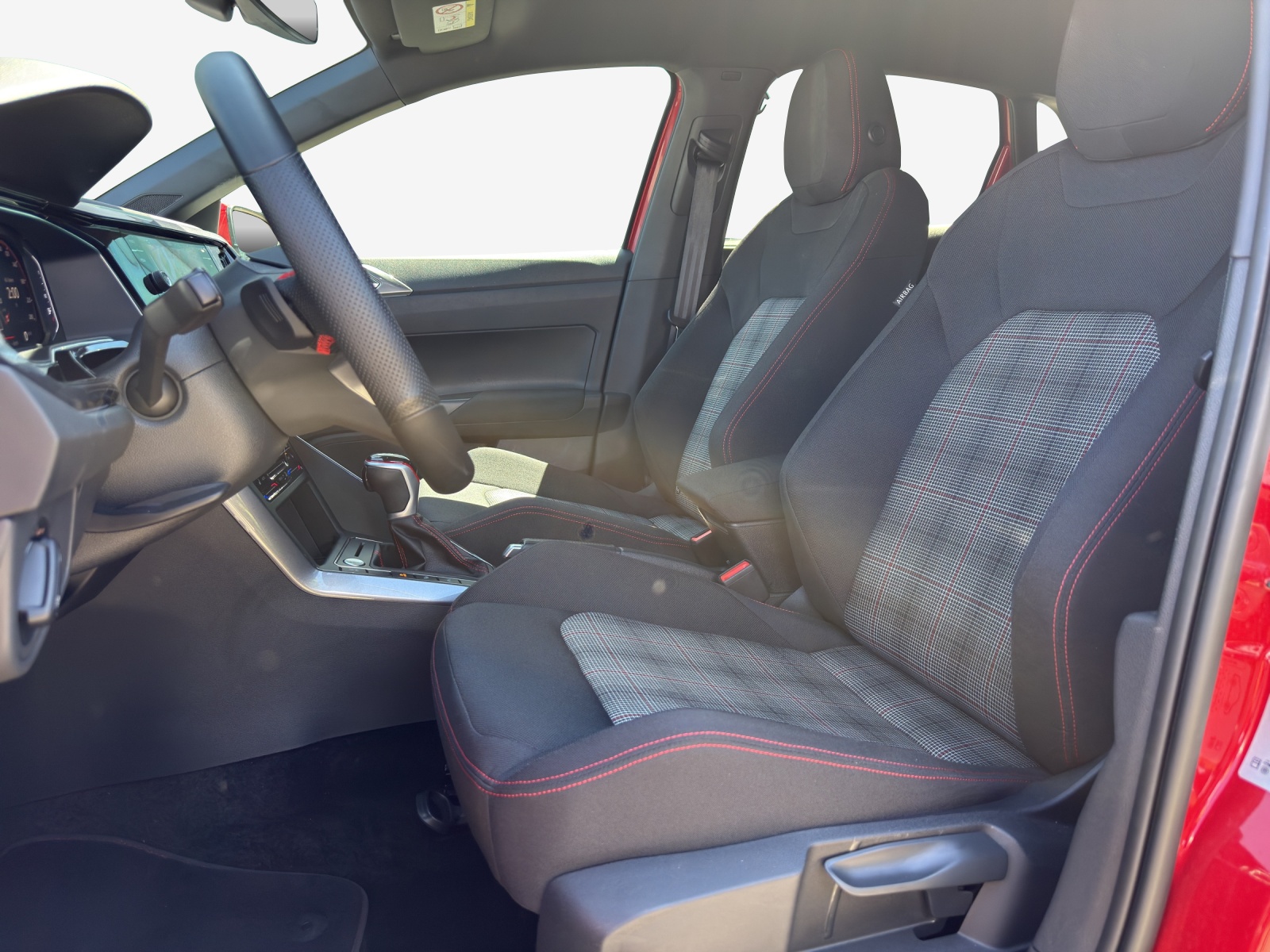 VW Polo 2.0 TSI GTI DSG-image-7
