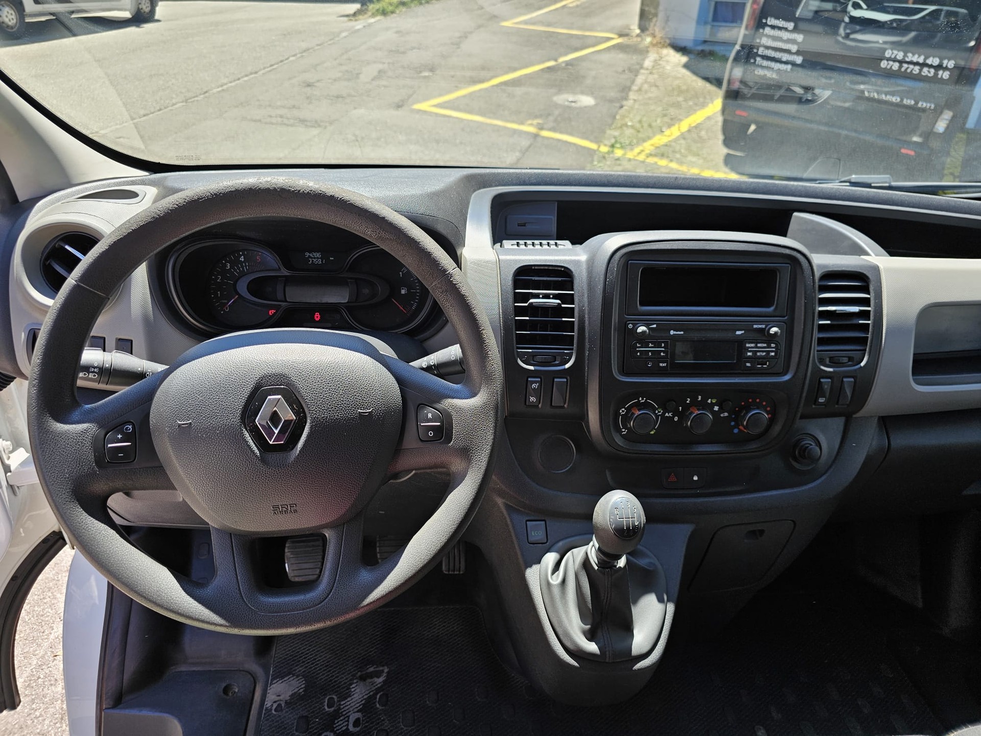RENAULT Trafic 1.6 dCi 120 2.9t Acces L1H1-image-13
