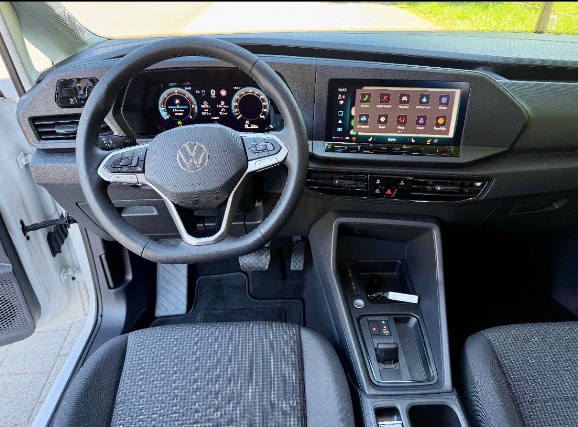 VW Caddy Maxi 2.0 TDI DSG-image-5