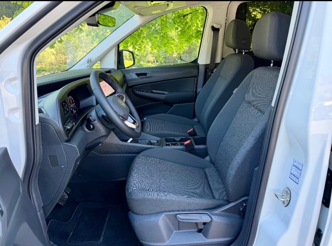 VW Caddy Maxi 2.0 TDI DSG-image-6