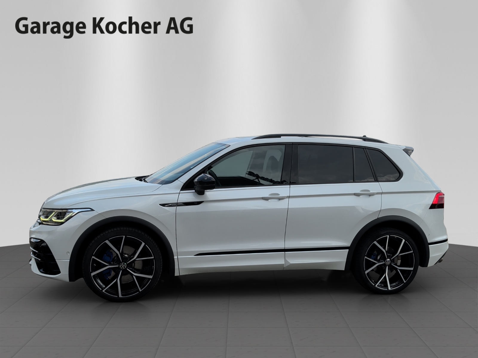 VW Tiguan 2.0TSI R 75 Edition 4Motion DSG-showroom-element-2