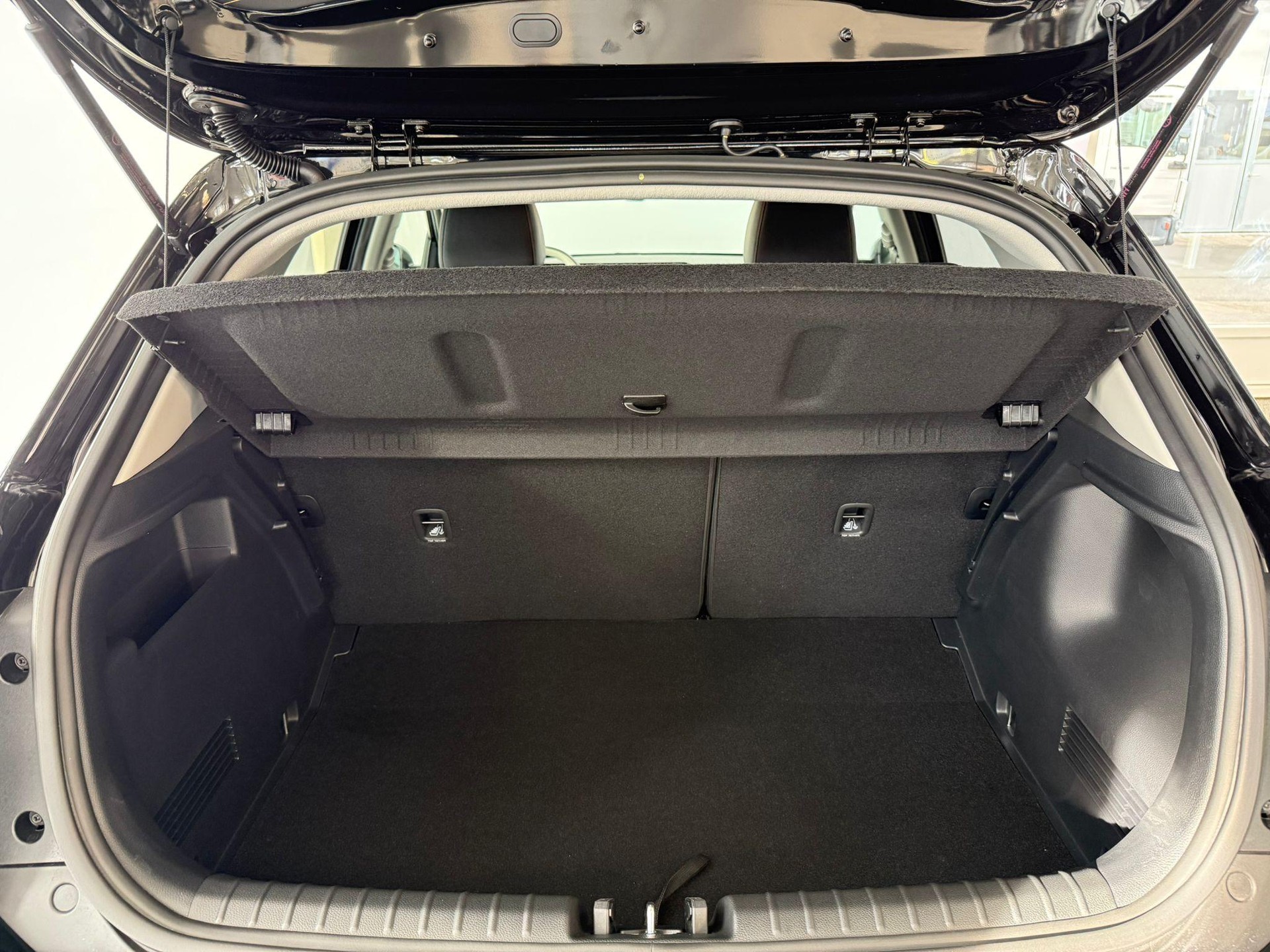 KIA Stonic 1.0 T-GDi MHEV GT-Line-image-12