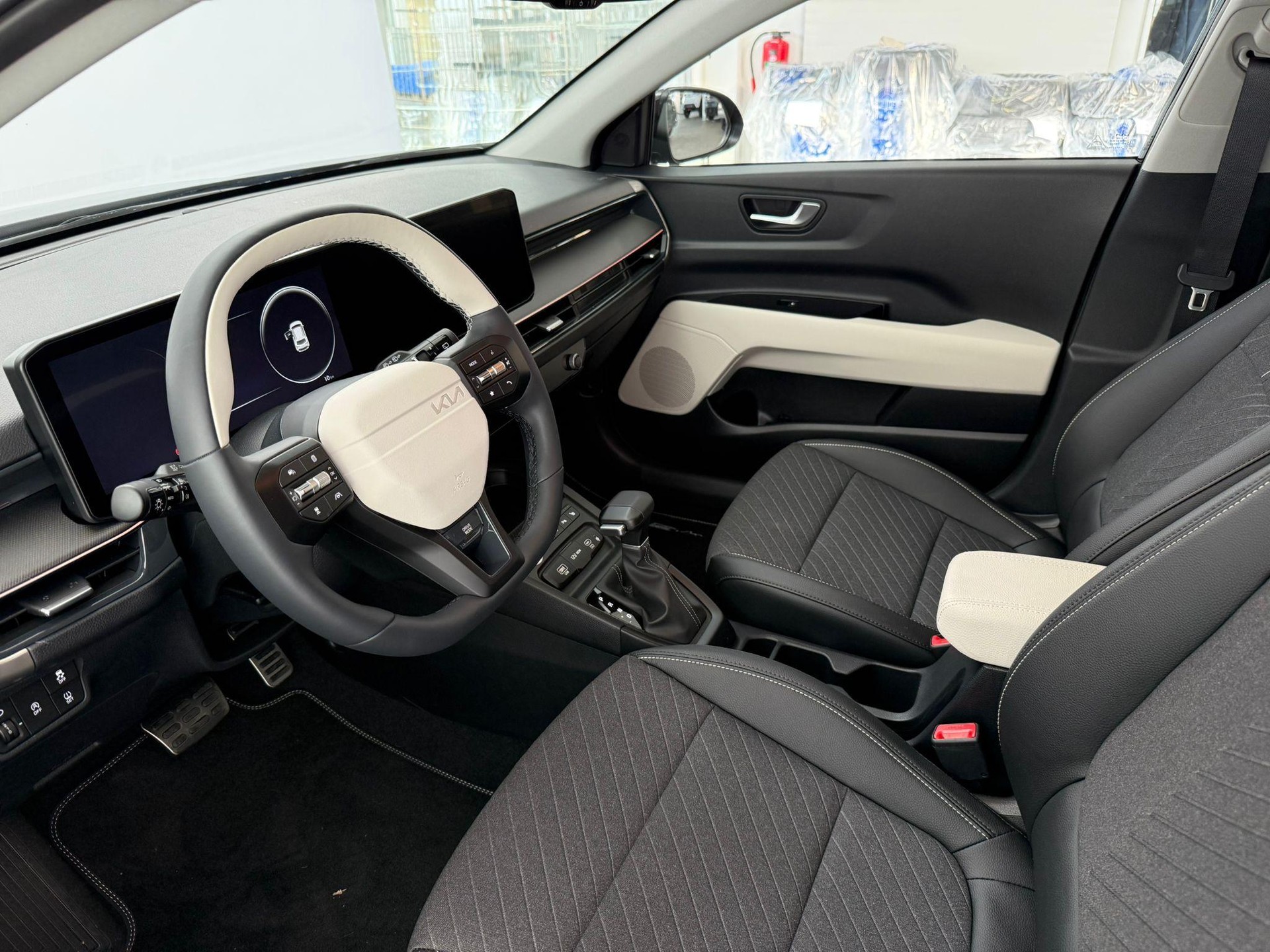 KIA Stonic 1.0 T-GDi MHEV GT-Line-image-5