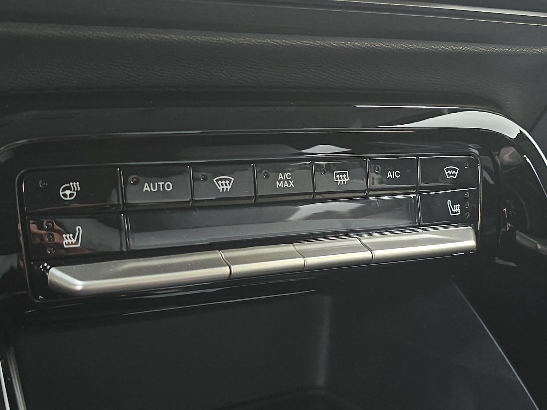 CITROEN C3 1.2 Hybrid Max-image-6