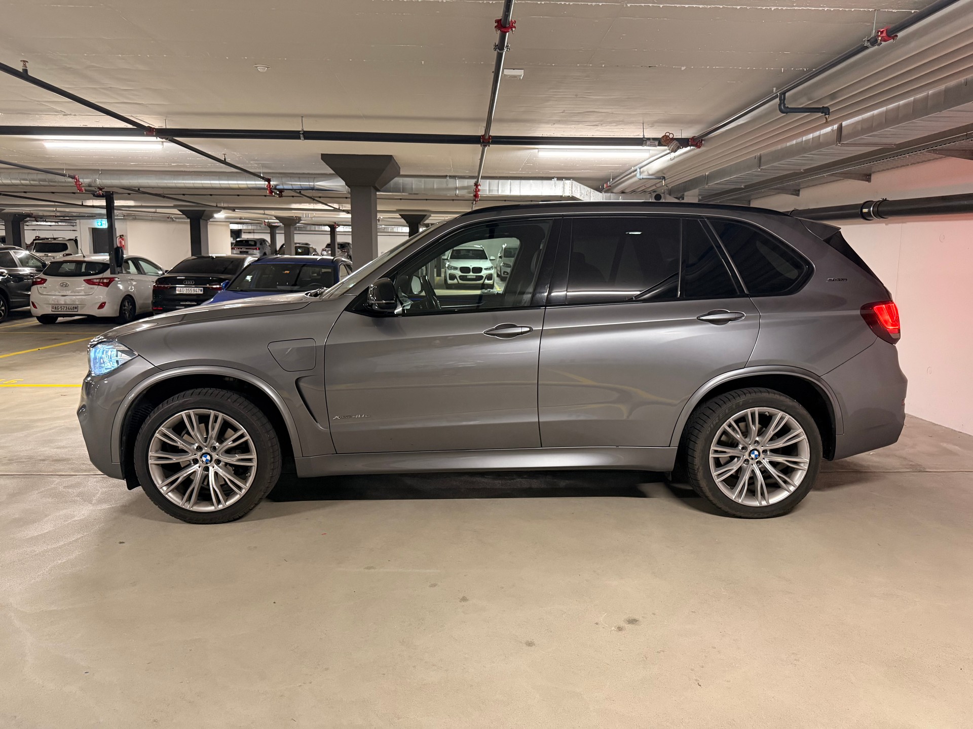 BMW BMW X5 xDrive40e-image-2