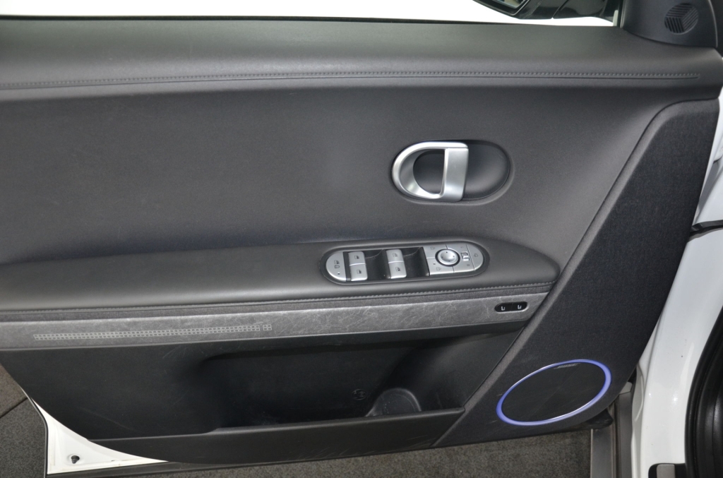 HYUNDAI Ioniq 5 First Edition 4WD *SOLARDACH*-image-24