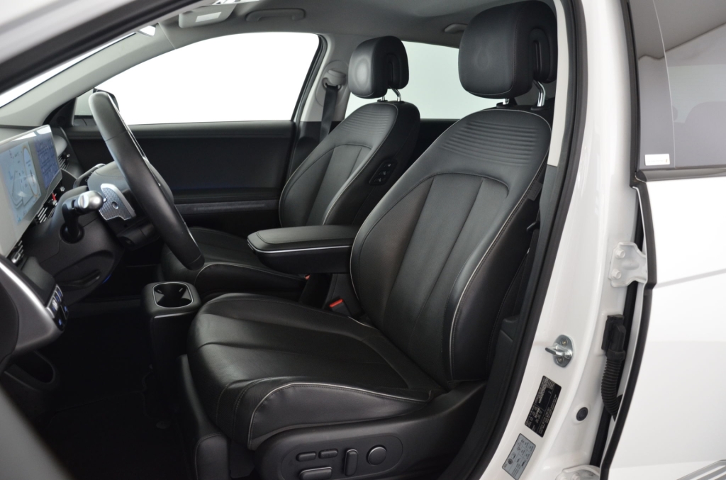 HYUNDAI Ioniq 5 First Edition 4WD *SOLARDACH*-image-12