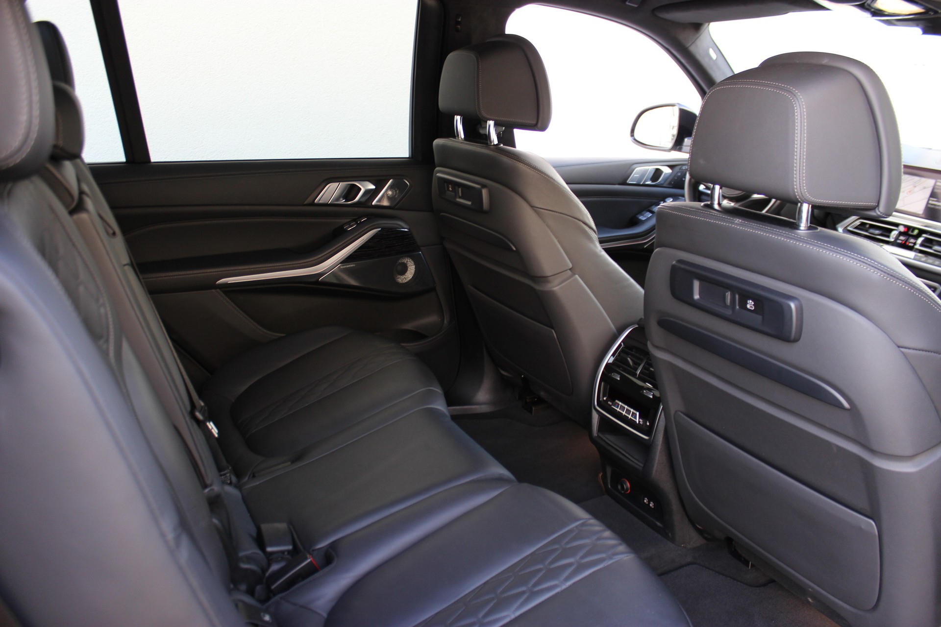BMW X7 xDrive 48V 40d M Sport BOWERS & WILKINS Individual *NARDOGRAU*-image-4