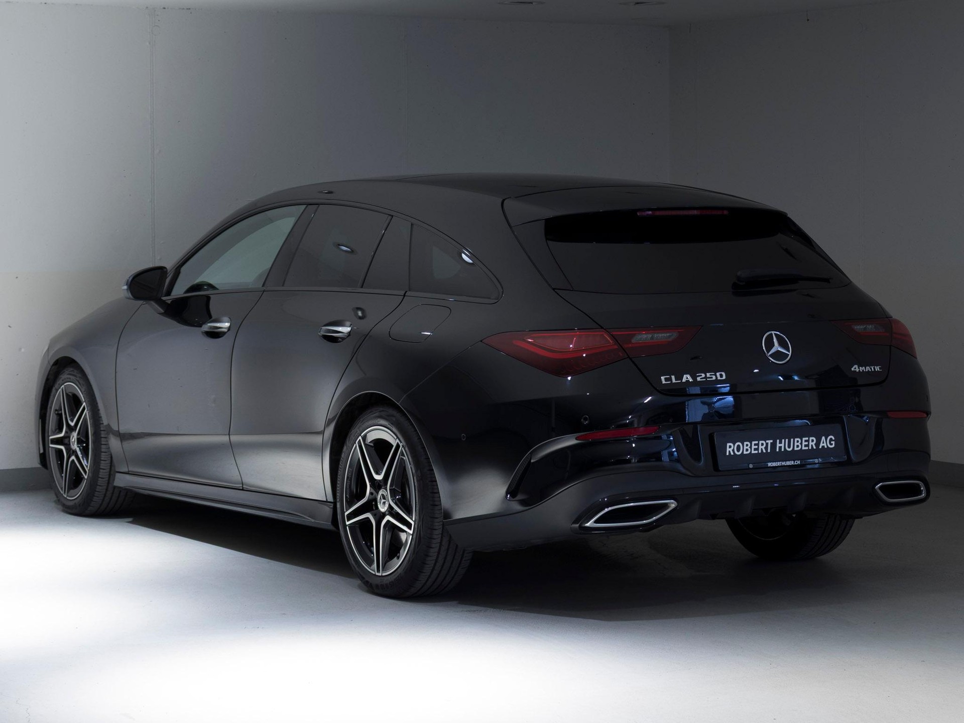 MERCEDES-BENZ CLA 250 4MATIC SB-image-3