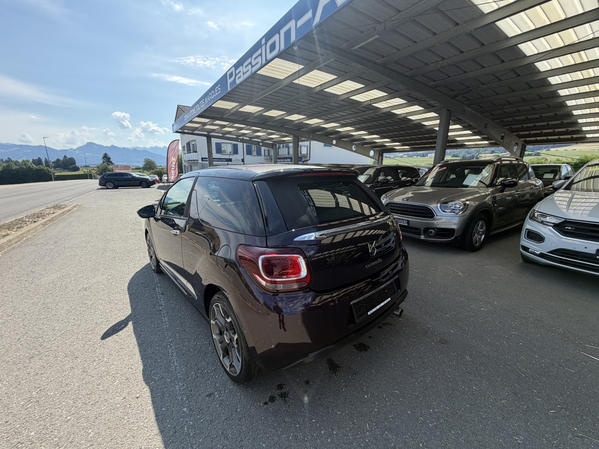 DS AUTOMOBILES DS3 Cabrio 1.6 VTi SO Chic Automatic-image-2