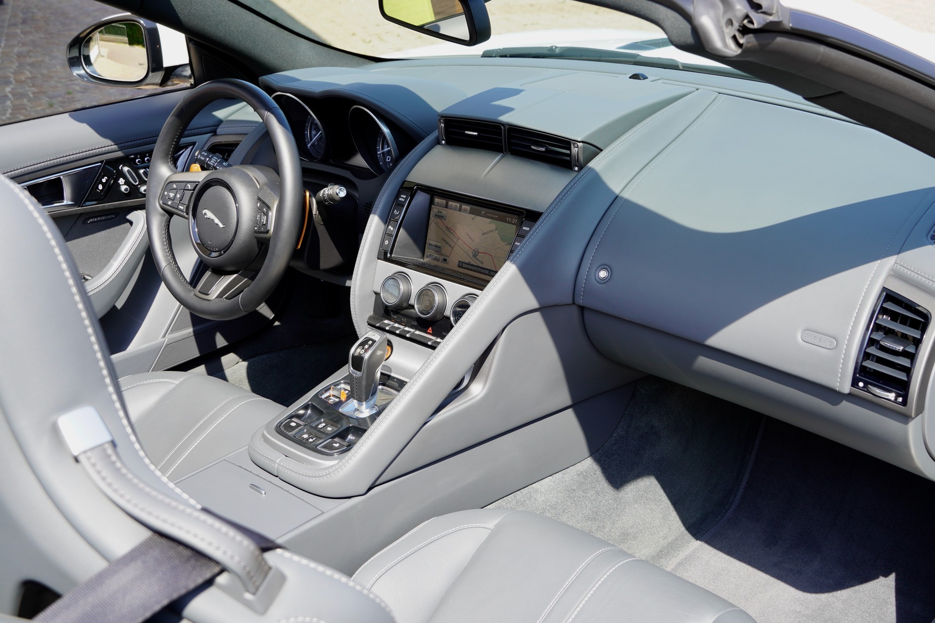JAGUAR F-Type Convertible S 5.0 V8 S/C-image-14