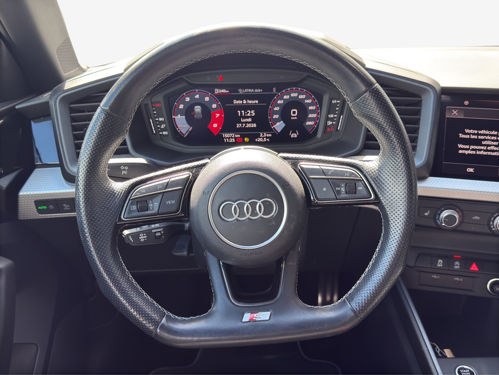 AUDI A1 City Carver30 TFSI Attraction-image-9