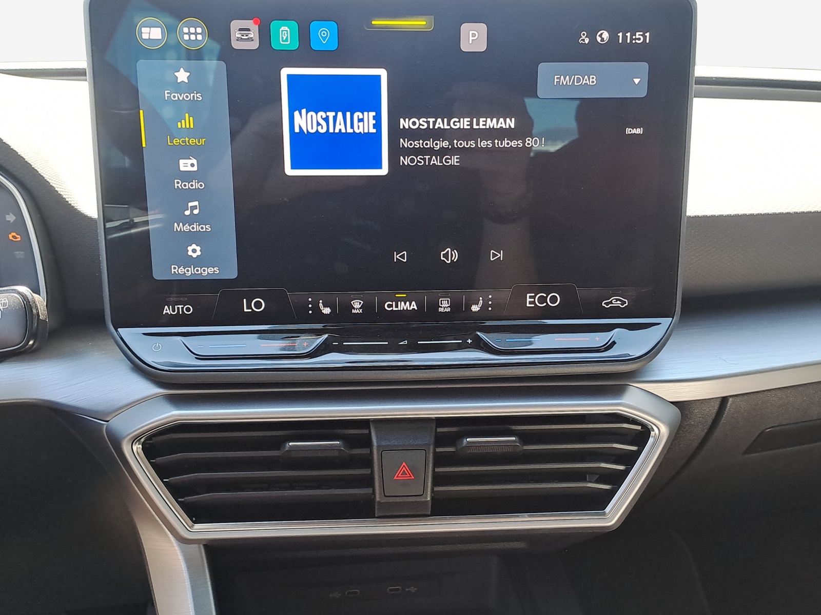 SEAT Leon ST 1.5 eHybrid pHEV DSG FR-image-11