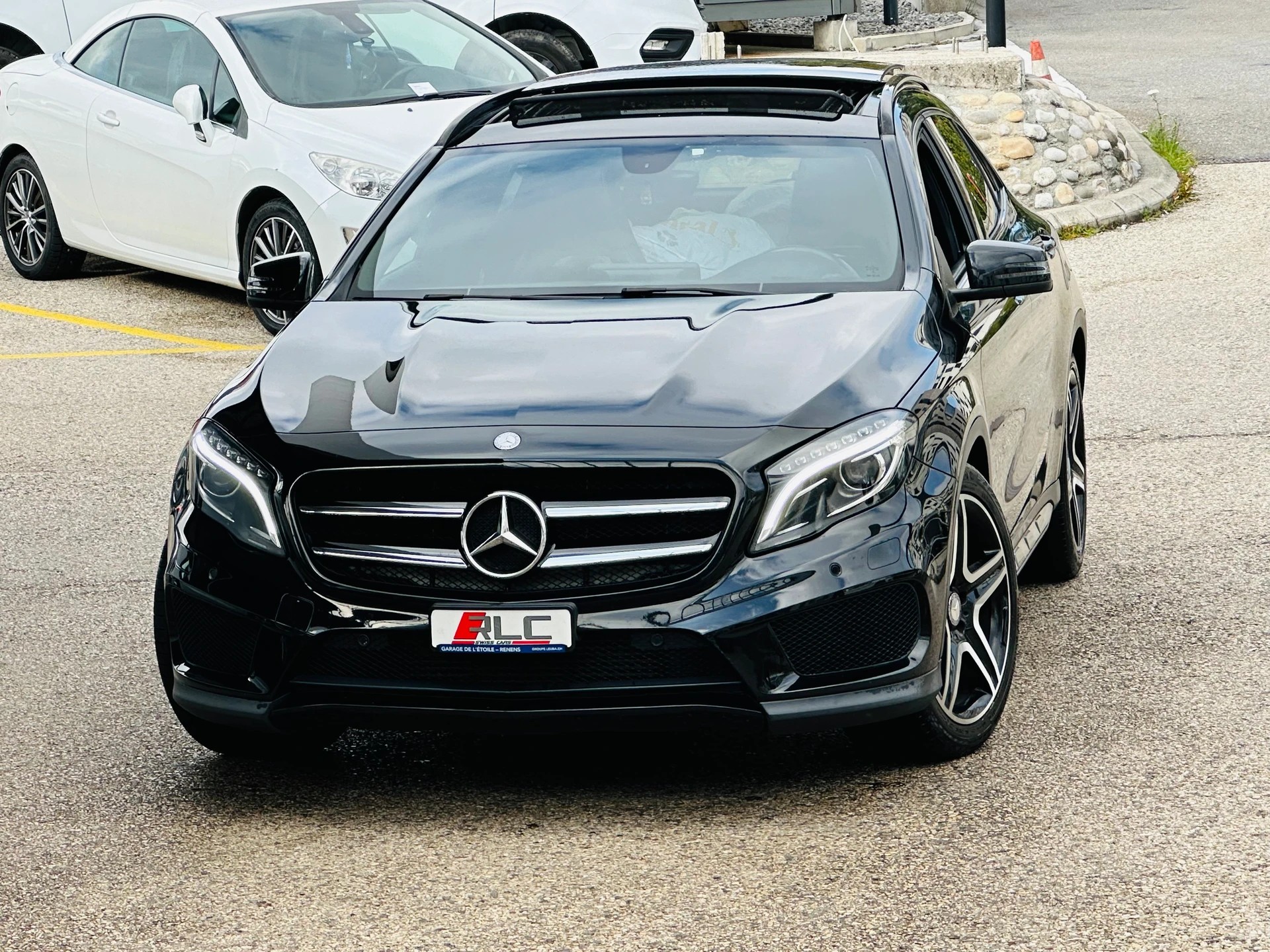 MERCEDES-BENZ GLA 250 AMG Line 4Matic 7G-DCT