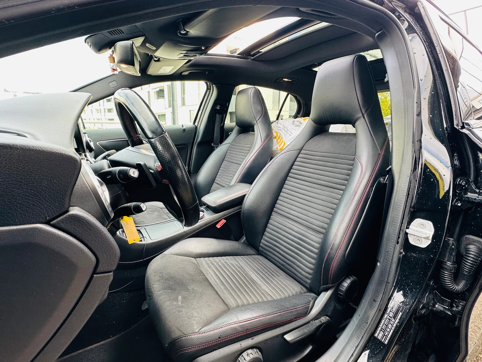 MERCEDES-BENZ GLA 250 AMG Line 4Matic 7G-DCT-image-7