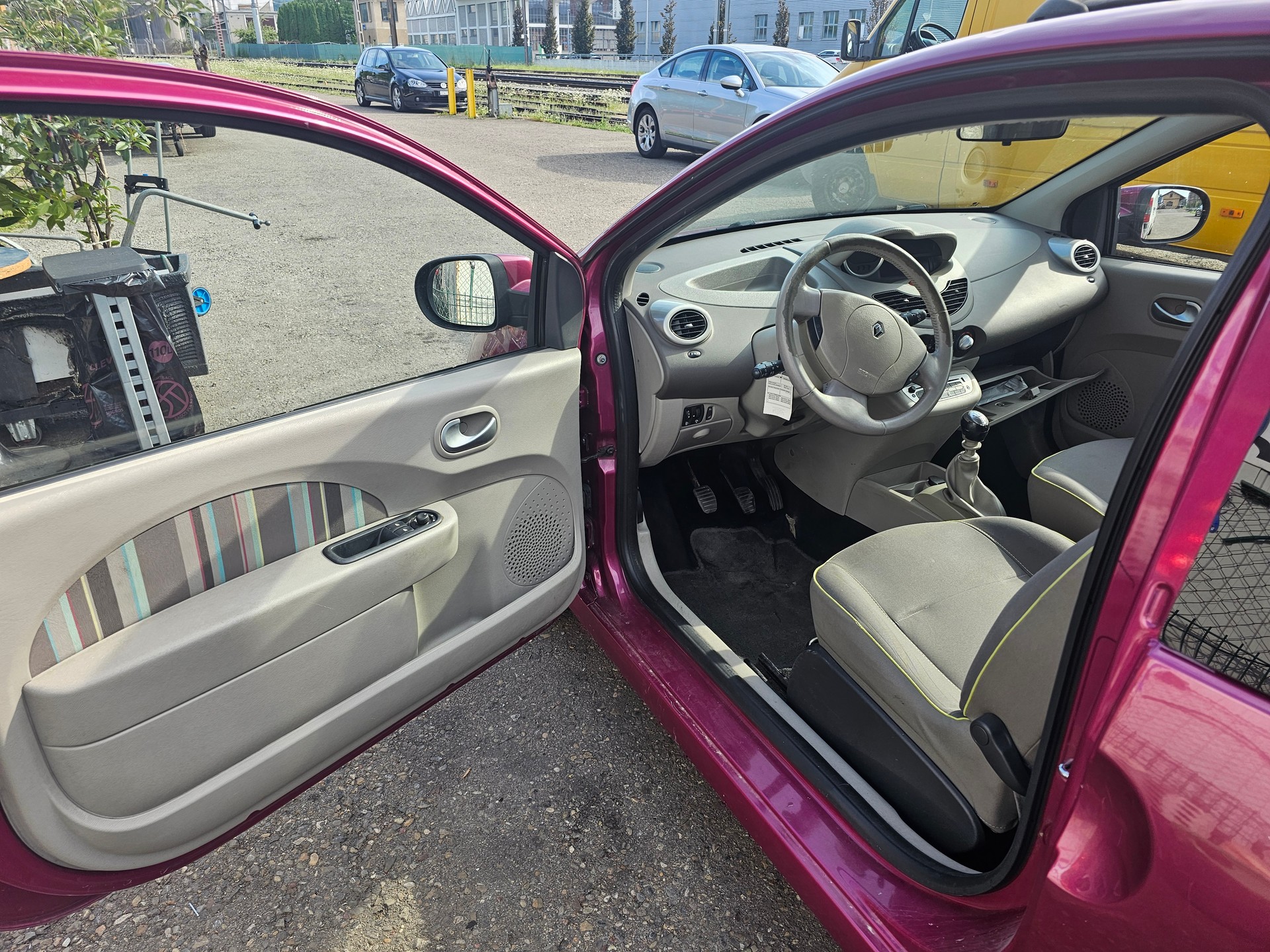 RENAULT Twingo 1.2 16V Dynamique-image-8