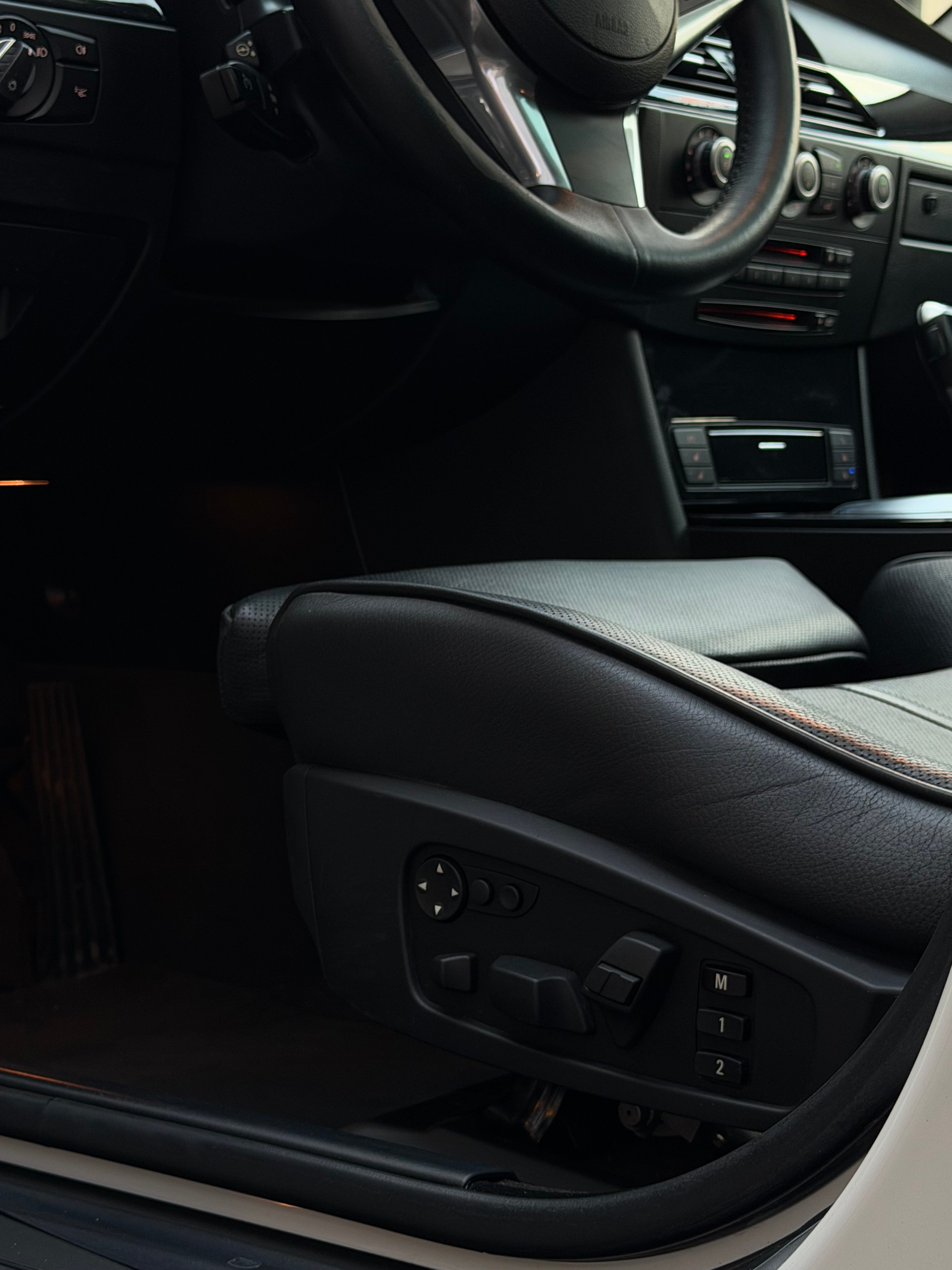 BMW 530xi-image-5
