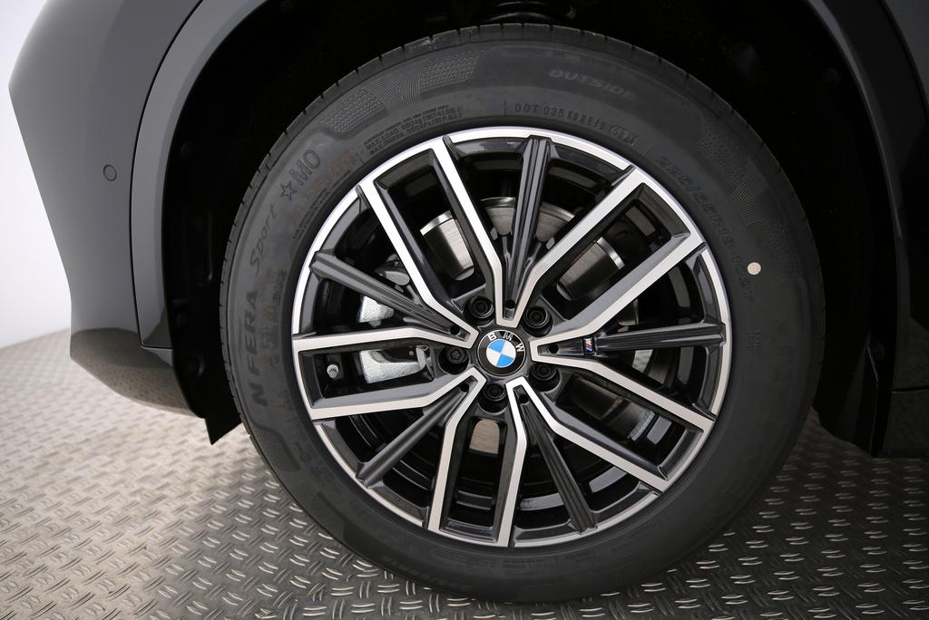 BMW X1 25e xDrive-image-17